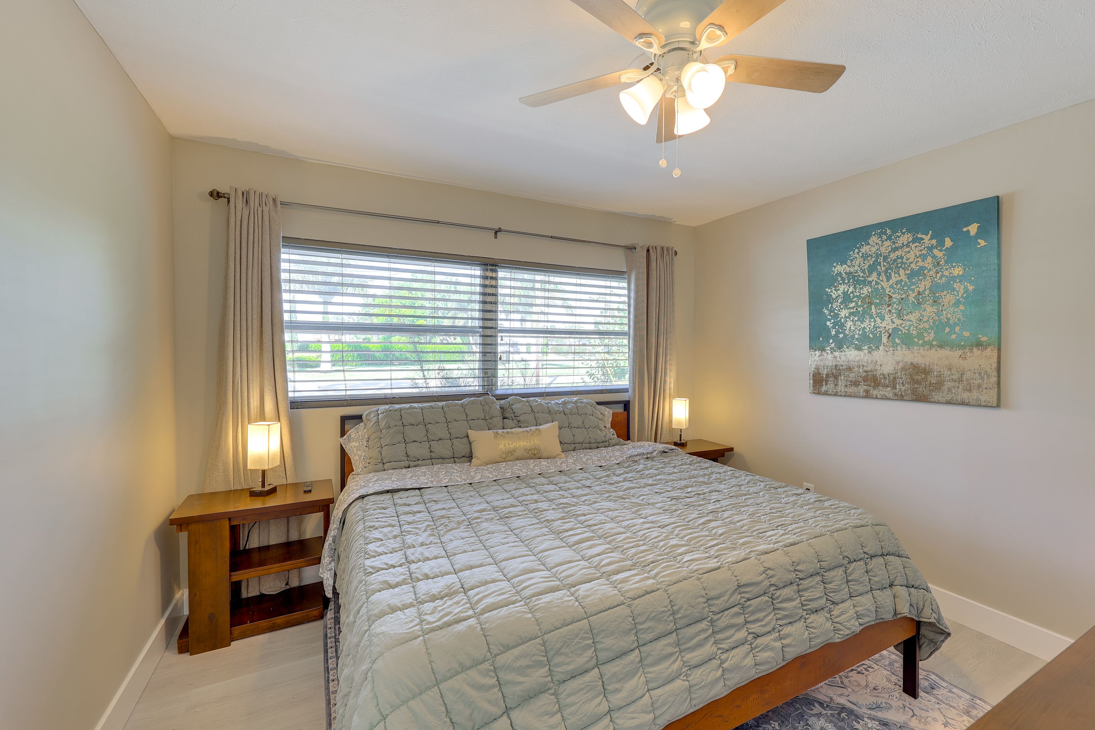 Bedroom 3 | King Bed | Smart TV