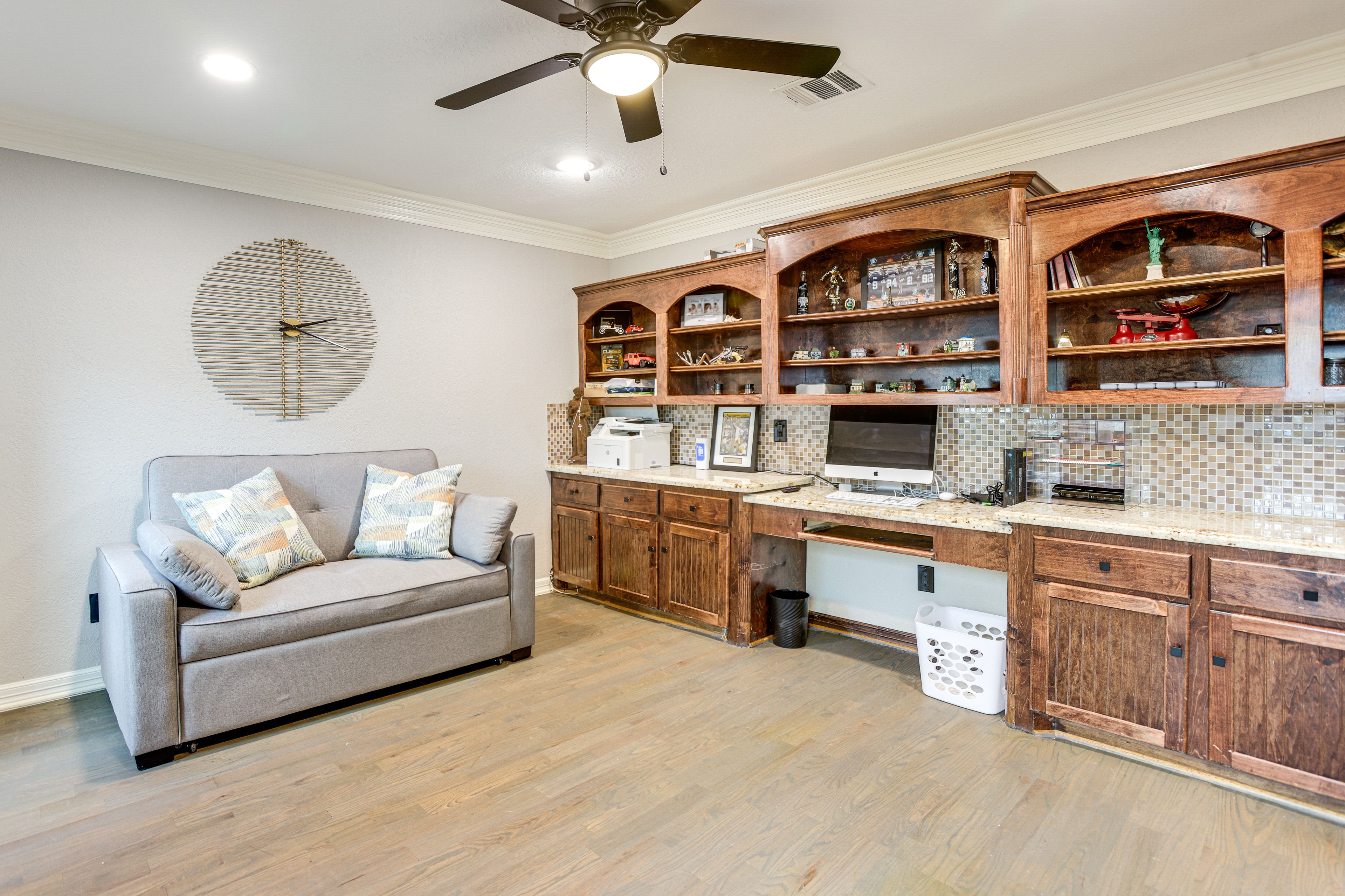 Bedroom 1 | 1st Floor | Full Sleeper Sofa | Laptop-Friendly Workspace | Smart TV