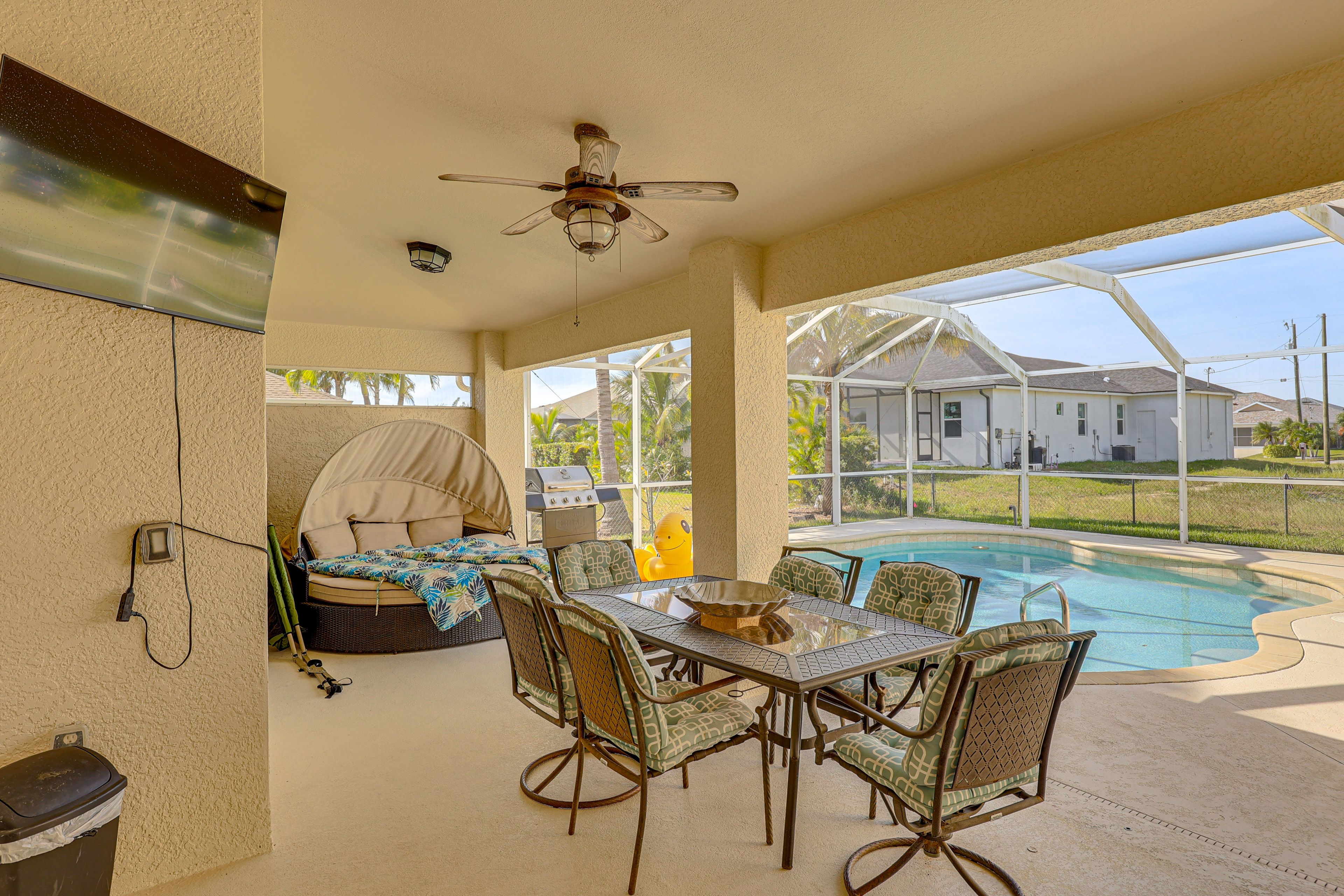 Patio | Flat-Screen TV | Dining Area | Lounge Seating