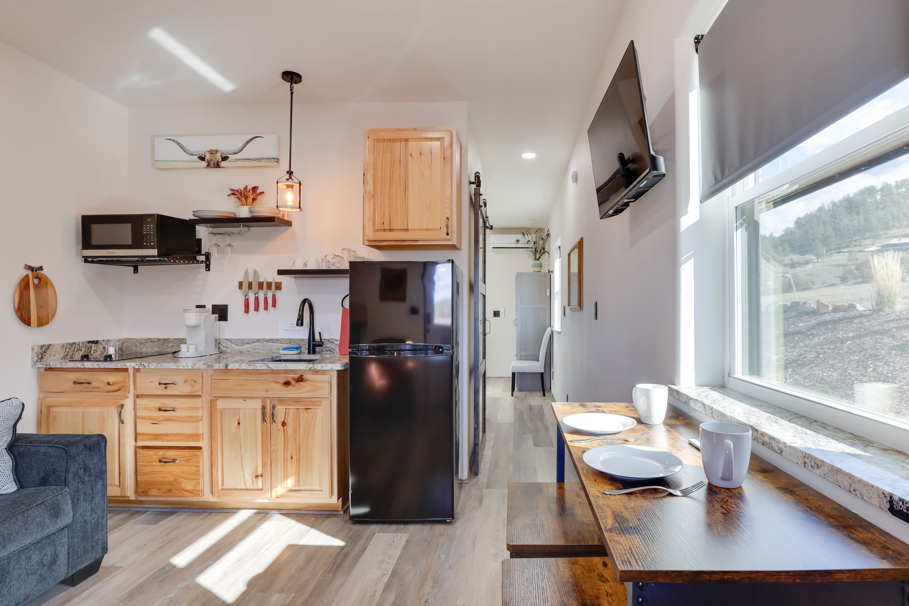 Hot Springs Vacation Rental | Studio | 1BA | 380 Sq Ft | Step-Free Access