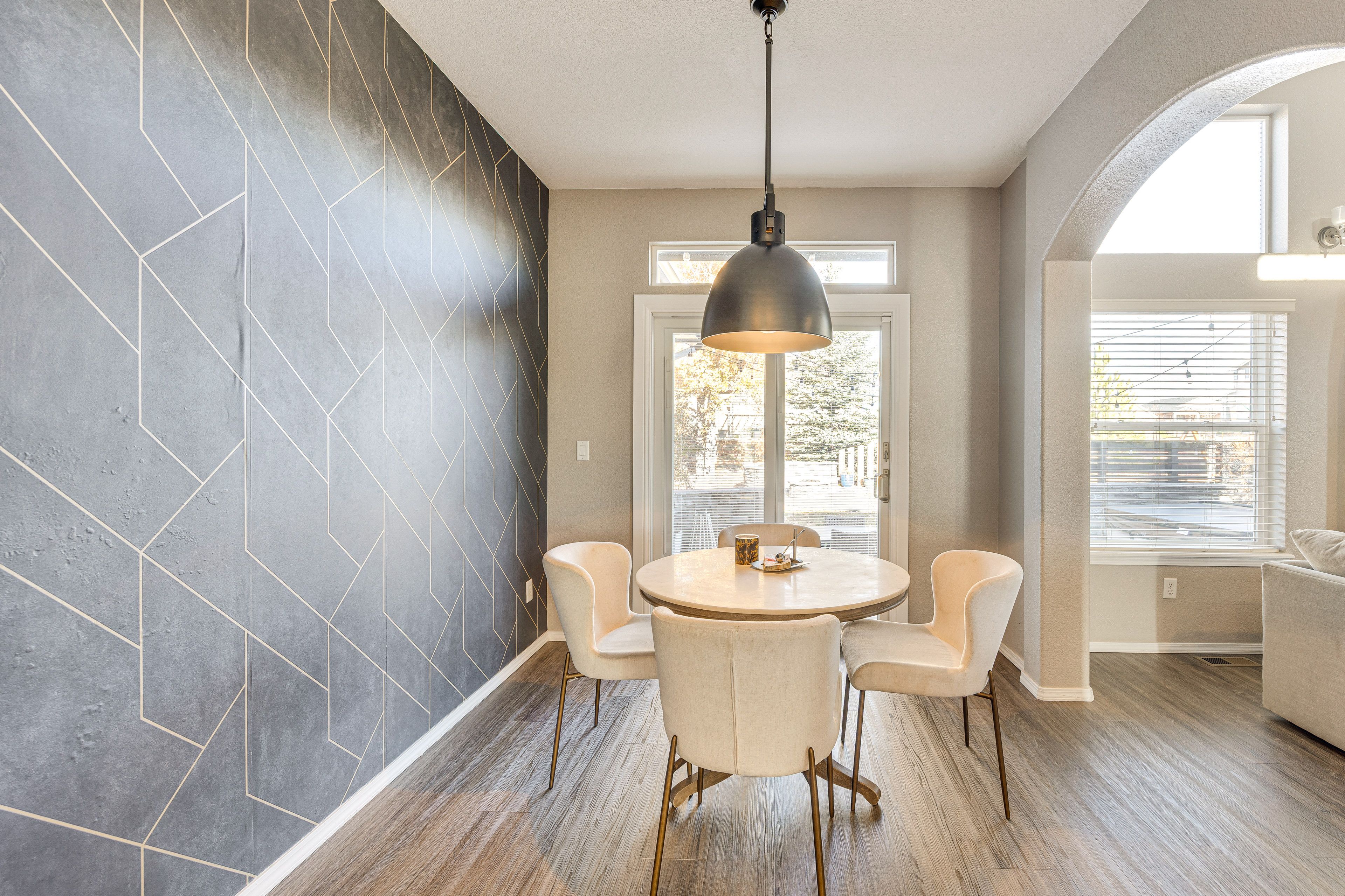 Breakfast Nook | 1st Floor | Dishware/Flatware