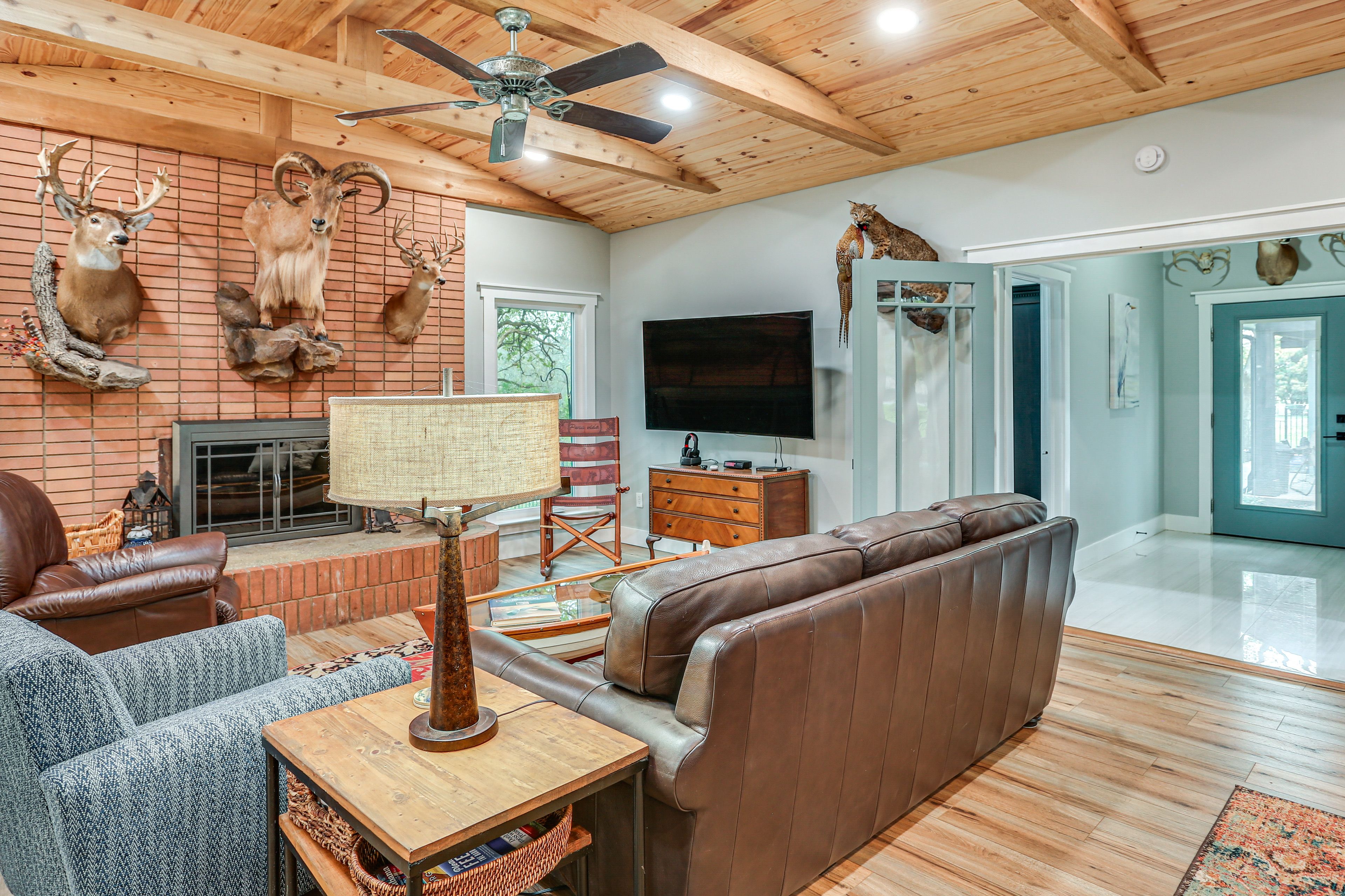 Living Room | Wood-Burning Fireplace | Smart TV