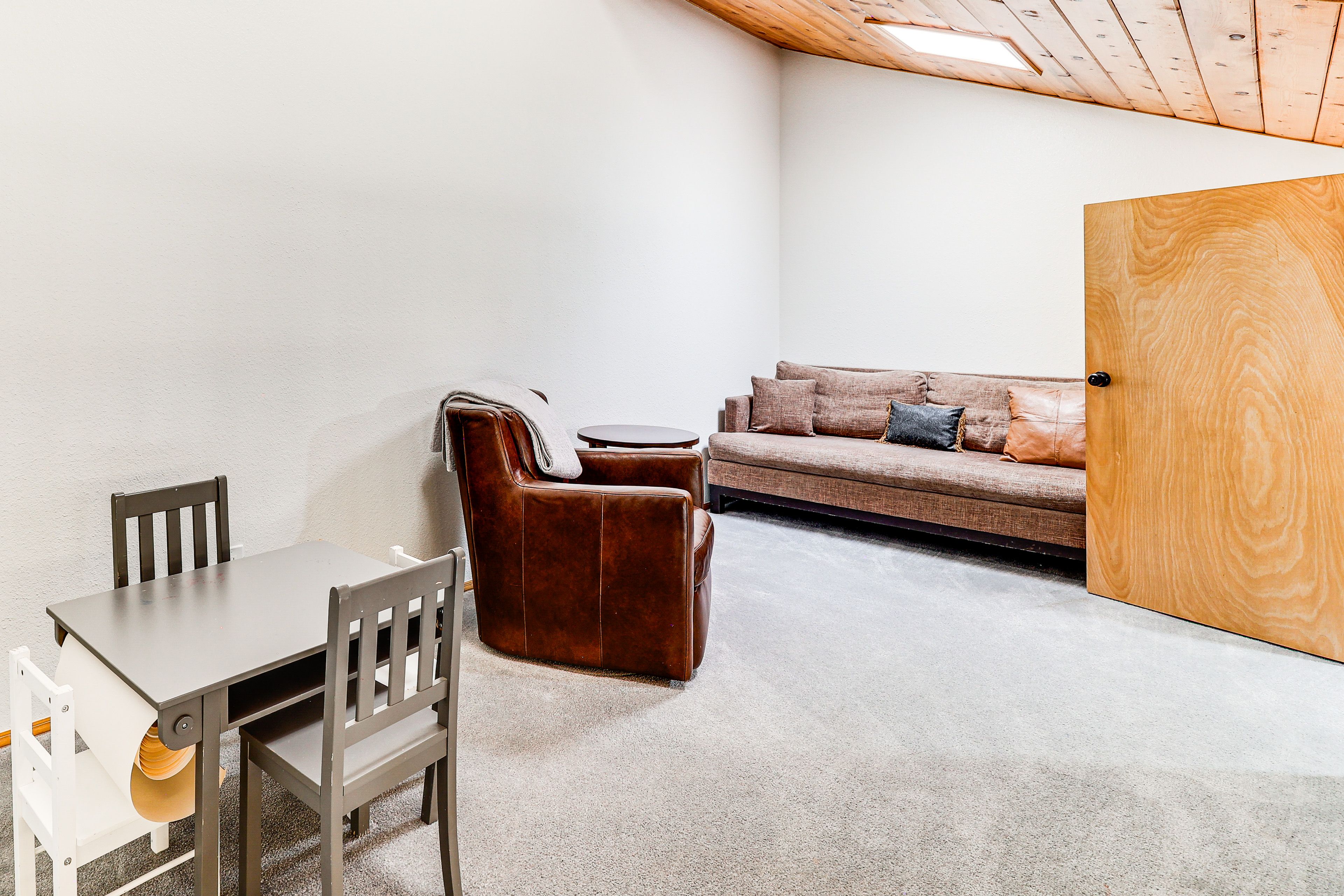 Loft | 2nd Floor | Board Games | Kids' Toys