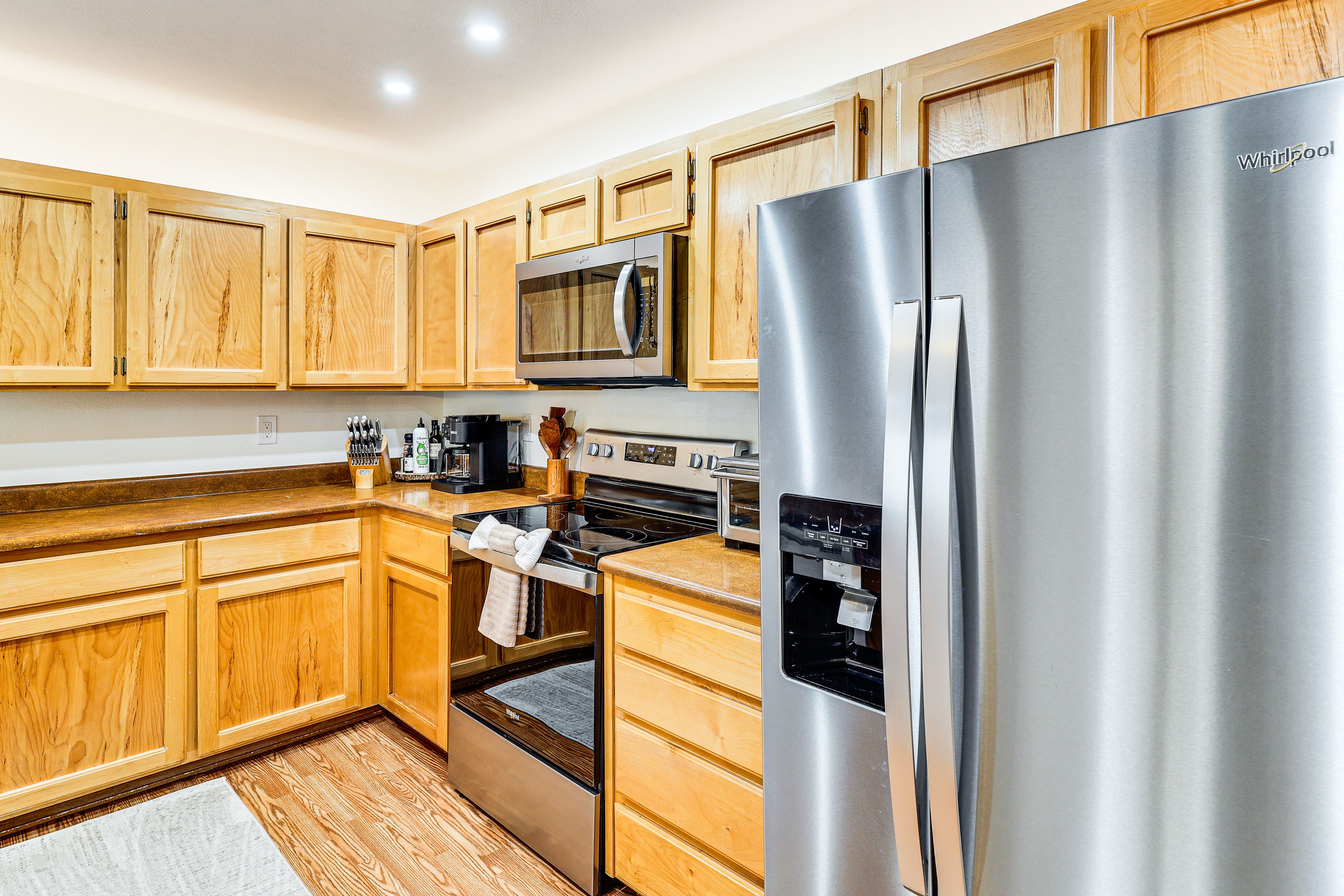 Kitchen | 1st Floor | Keurig/Drip Coffee Maker | Toaster Oven | Cooking Basics