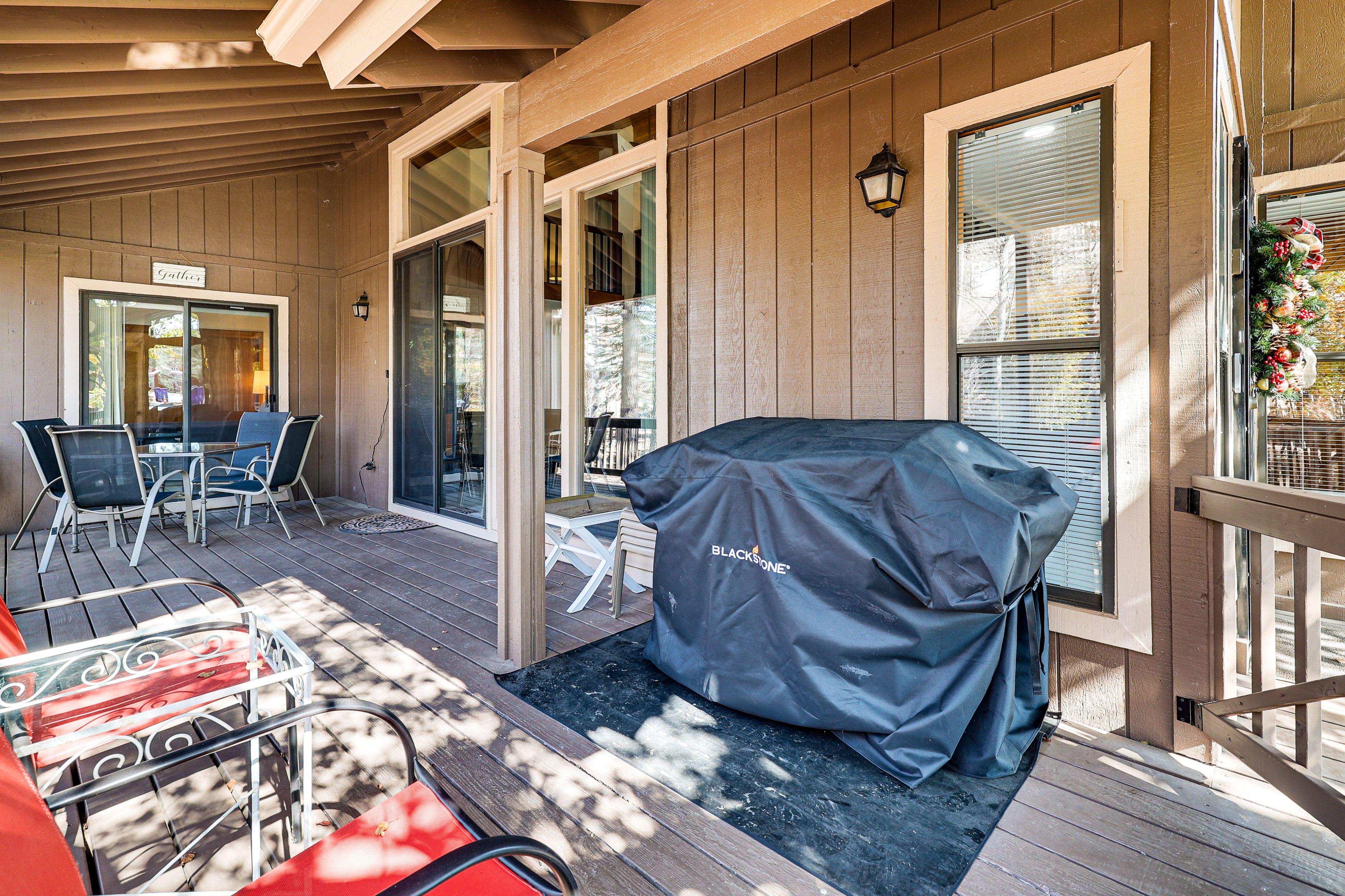 Covered Deck | Outdoor Dining | Blackstone Gas Grill