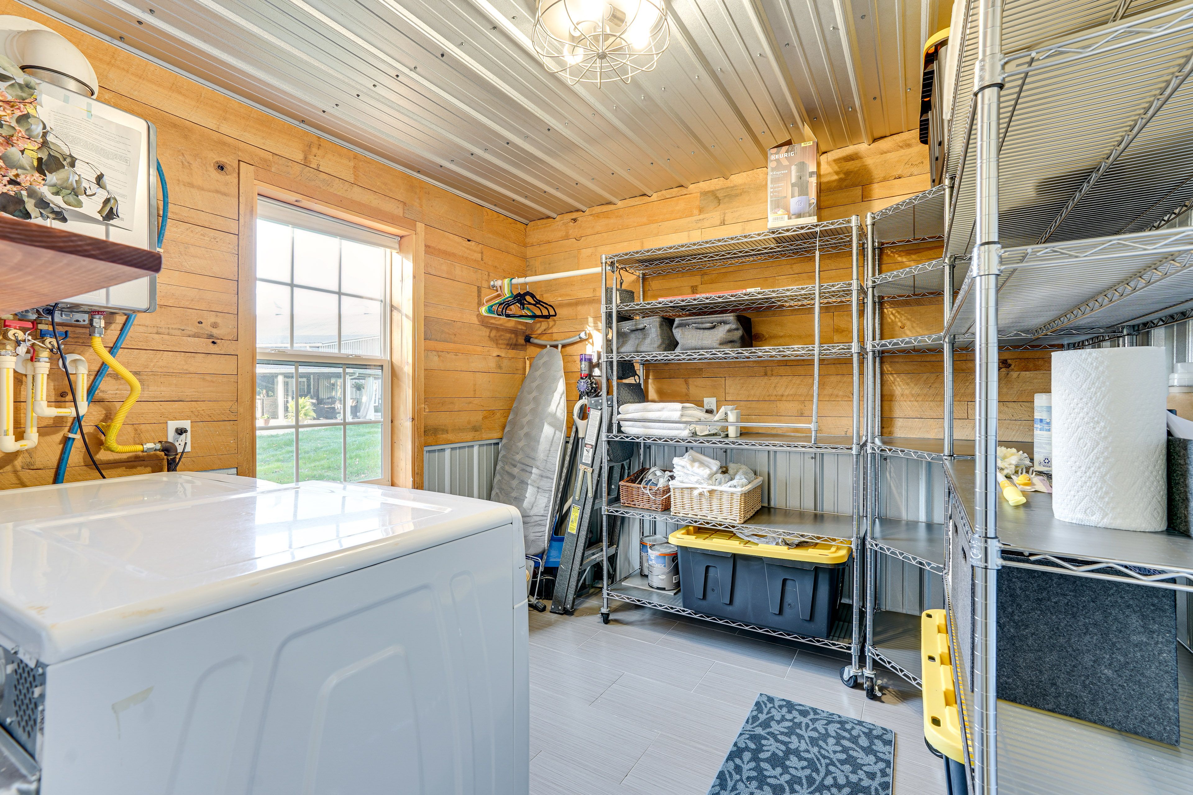 Laundry Room | Washer/Dryer