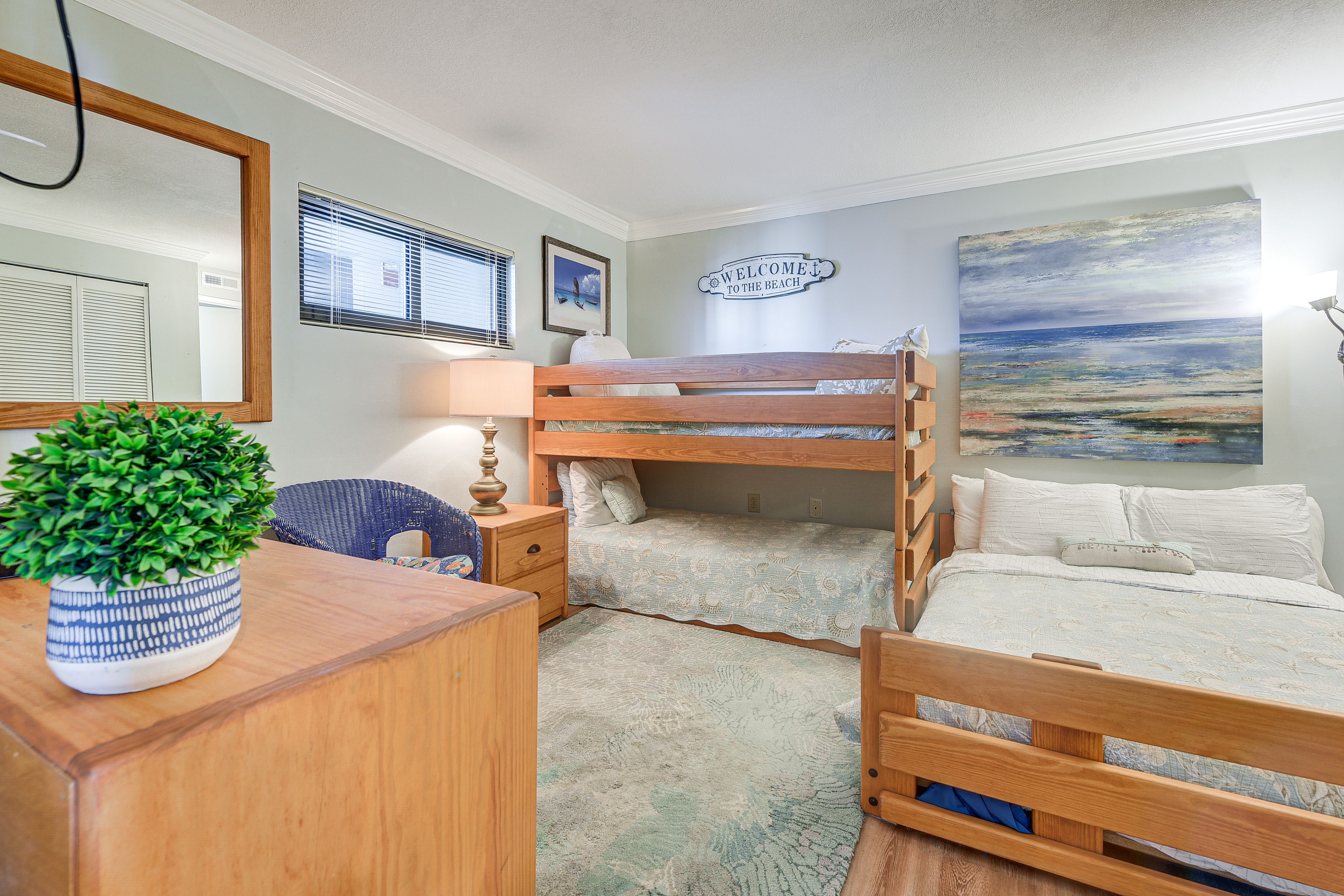 Bedroom 3 | Queen Bed | Twin Bunk Bed