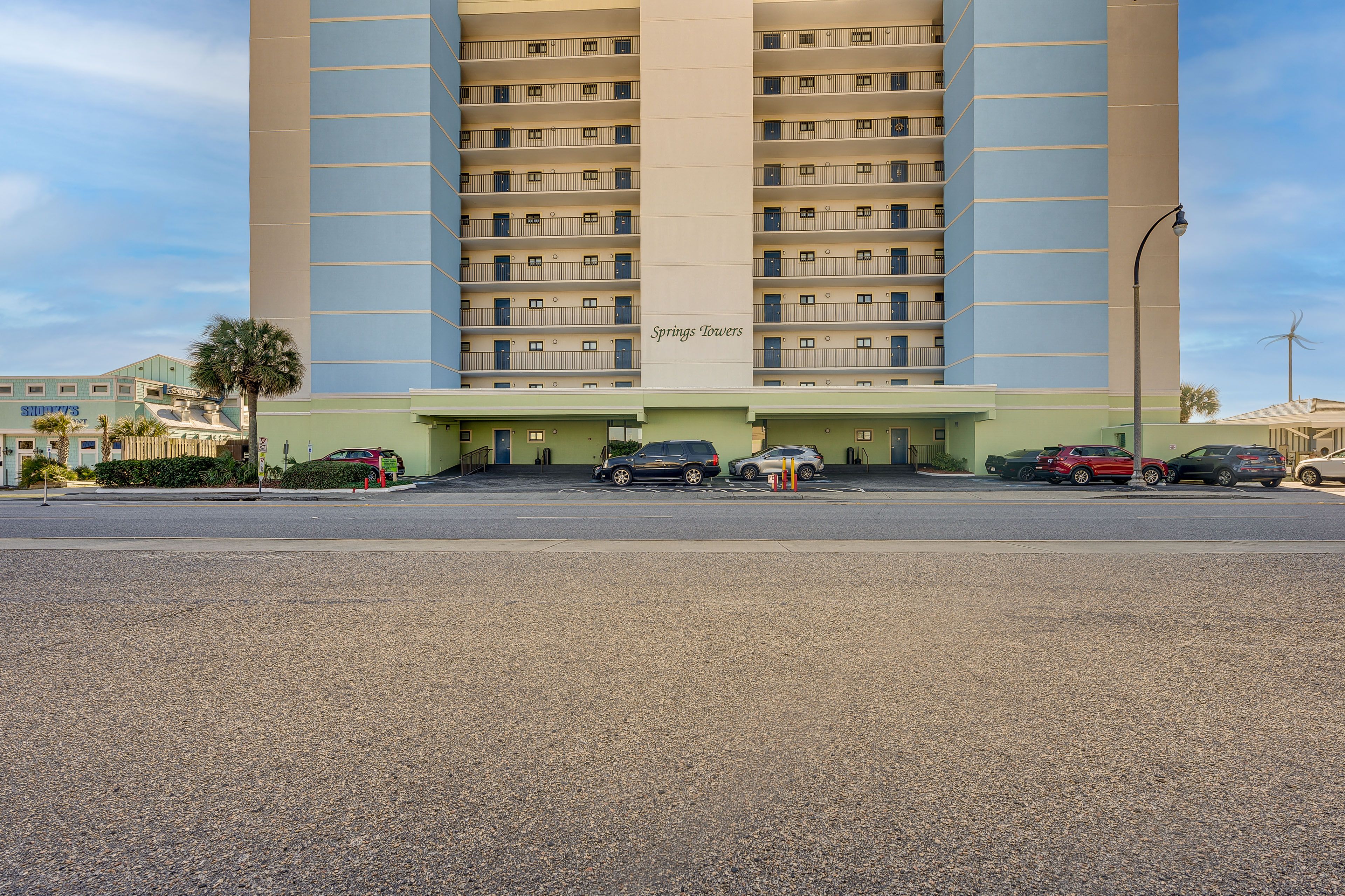 Exterior | Parking | Community Garage (2 Vehicles)