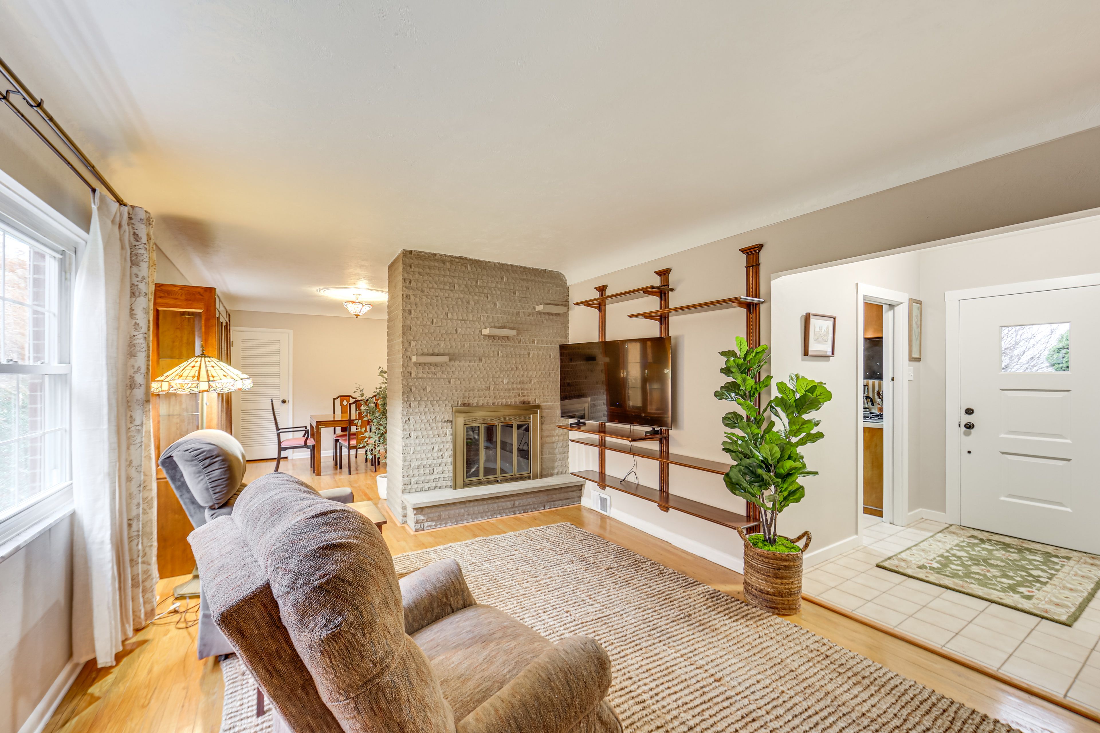 Living Room | 1st Floor | Full Sleeper Sofa | Smart TV