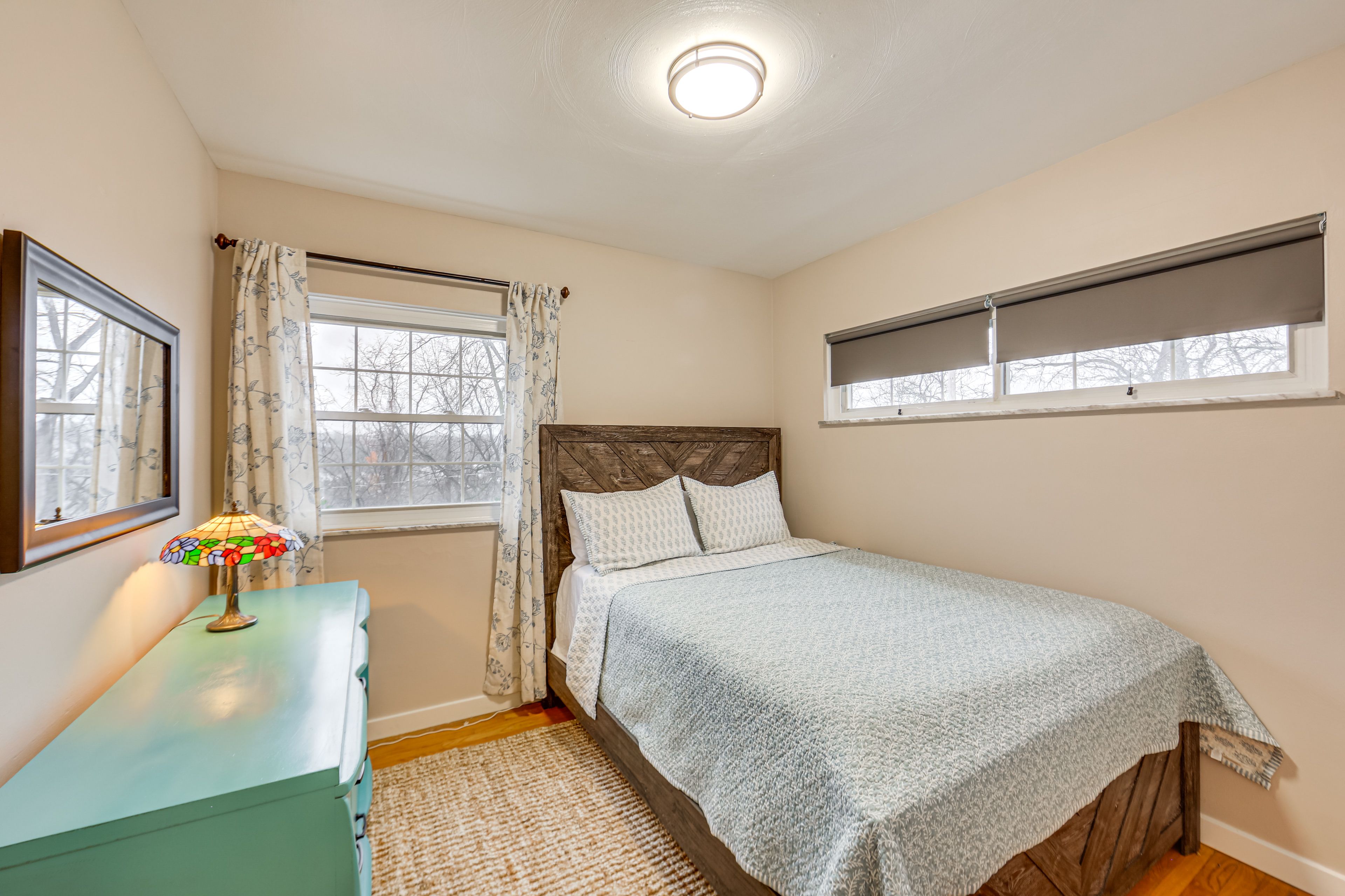 Bedroom 2 | 1st Floor | Queen Bed