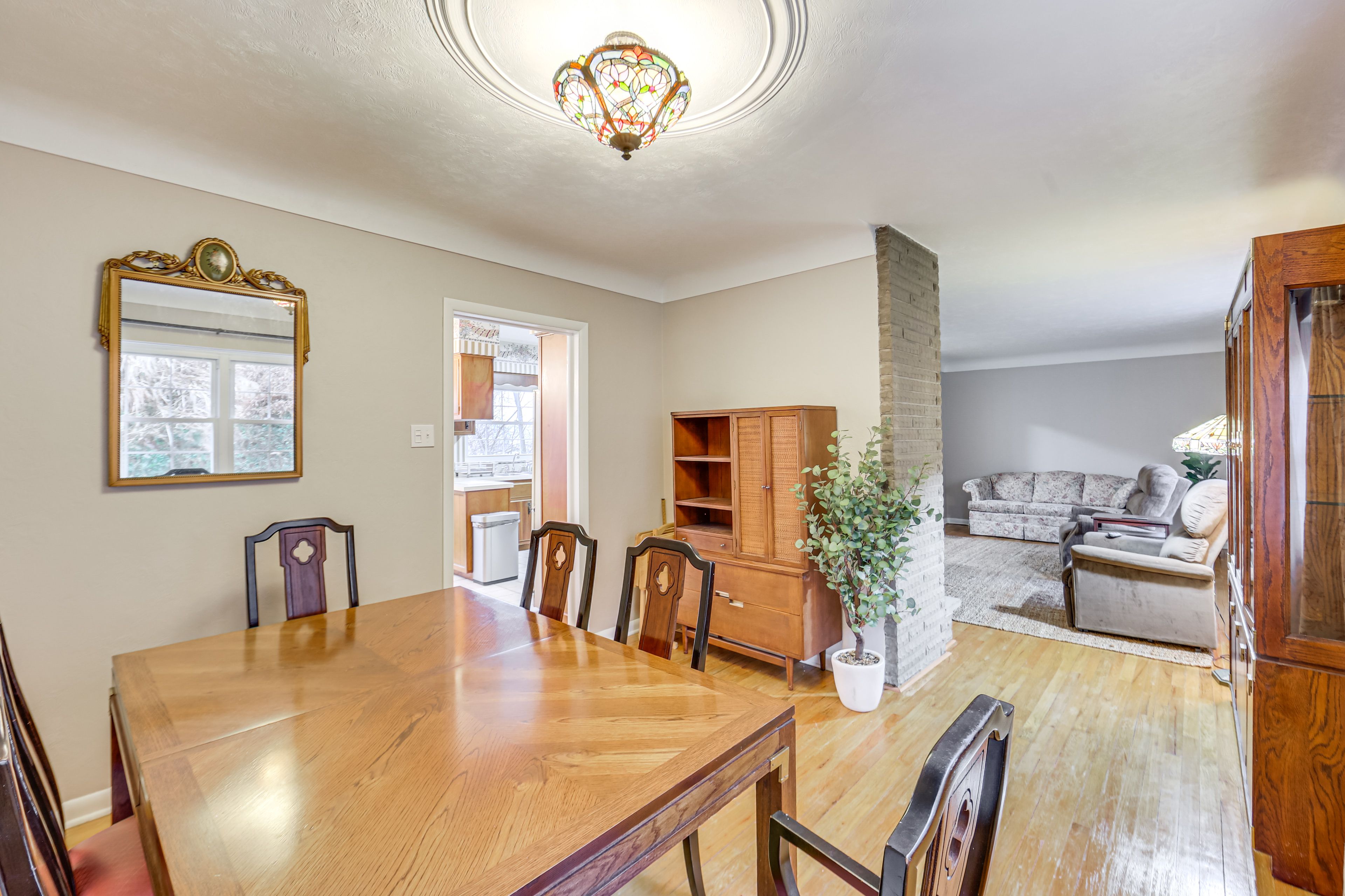 Dining Area | 1st Floor | Dishware/Flatware