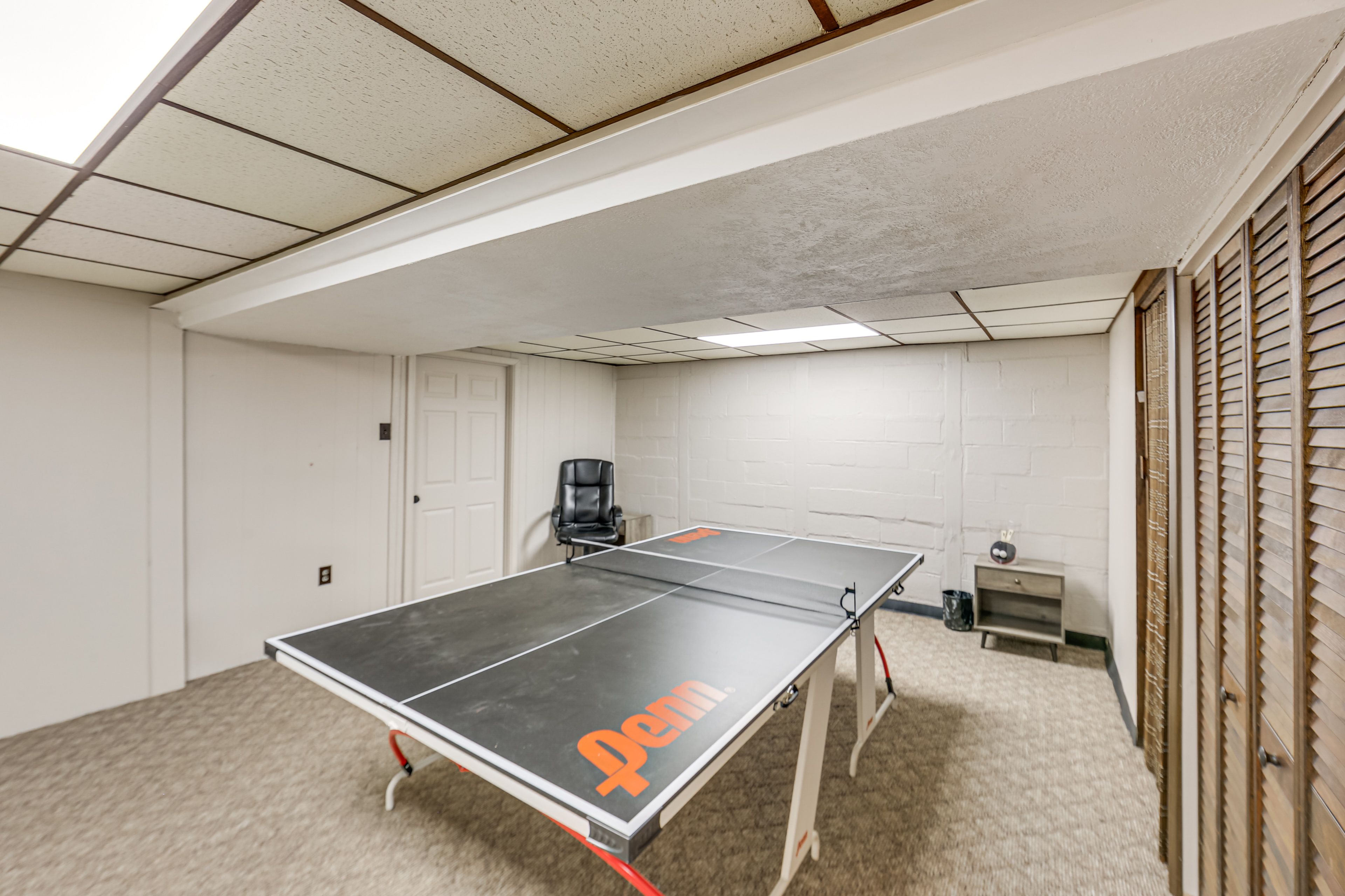 2-Story Home | Ping-Pong Table