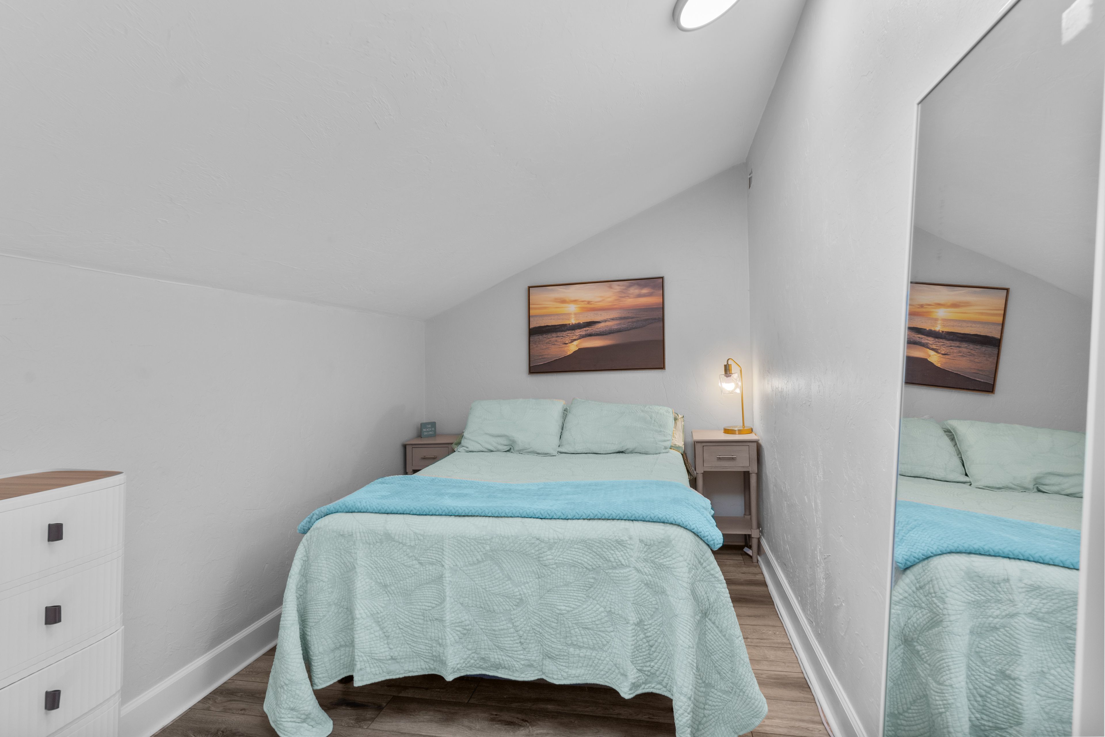 Bedroom 2 | Full Bed | 2nd Floor | Access via Bedroom 1