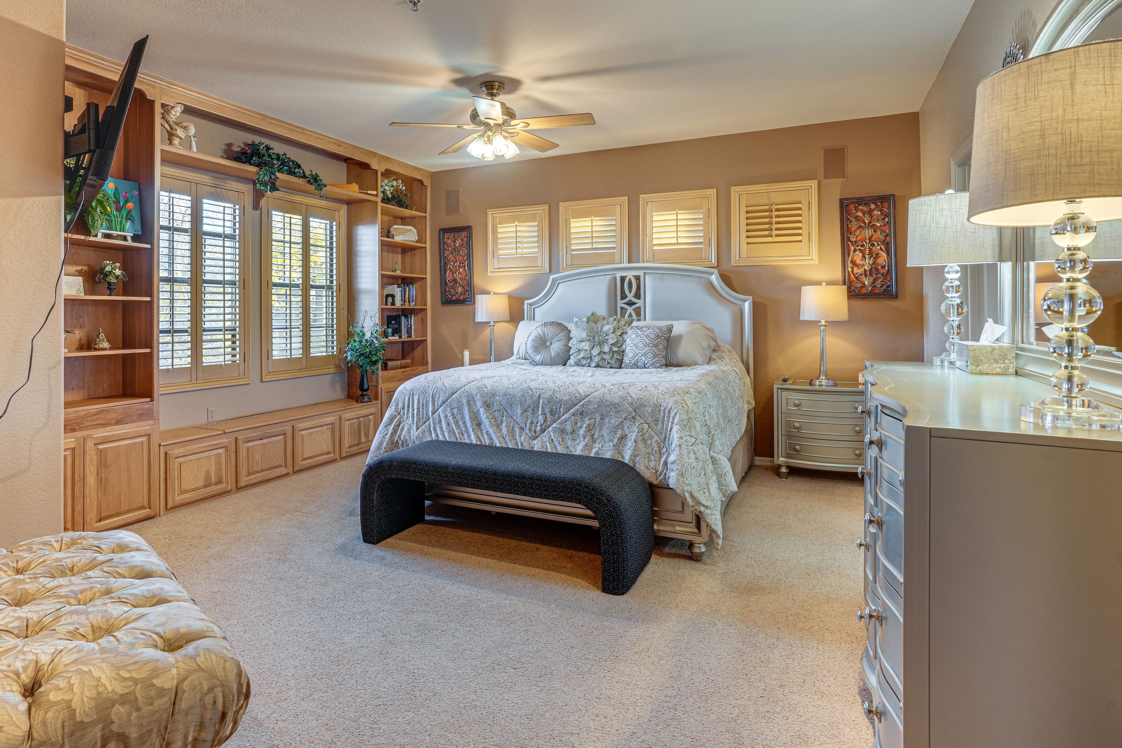 Bedroom 1 | King Bed | Linens Provided