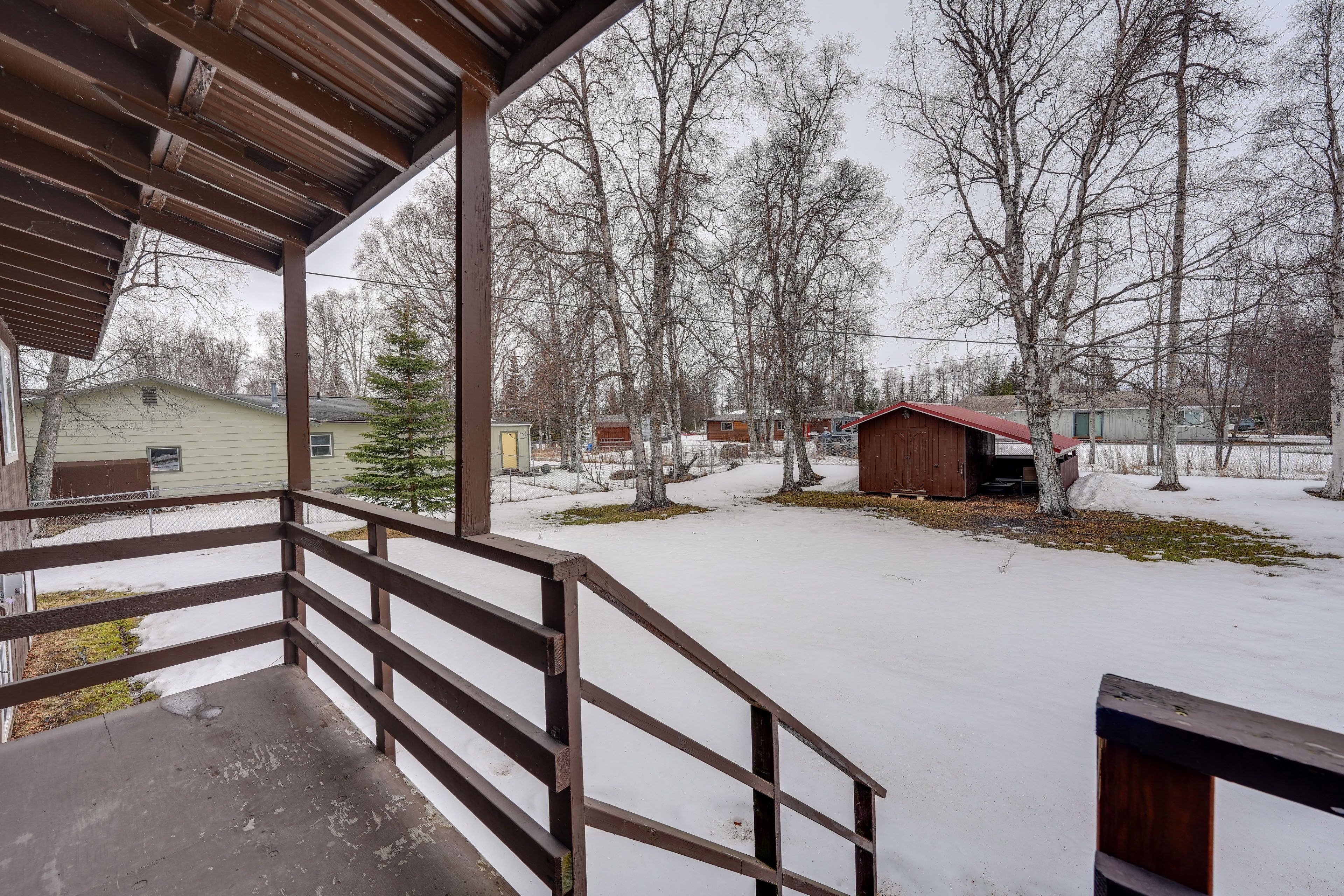 Back Deck | Private Yard