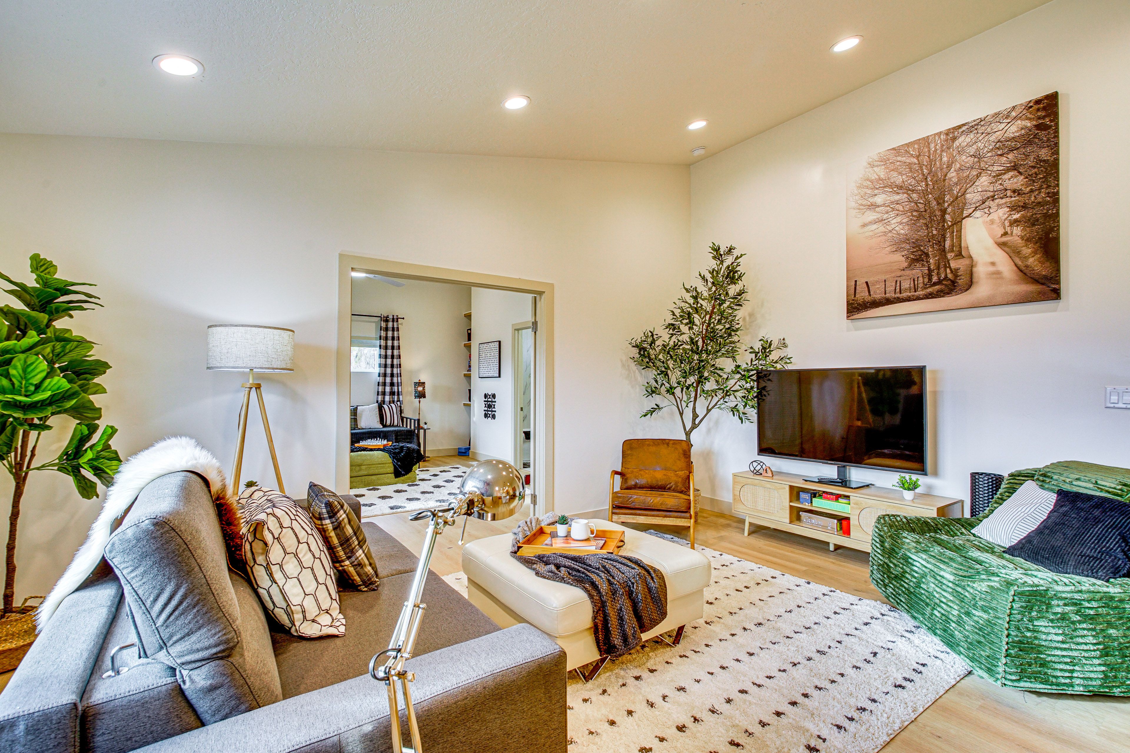 Living Room | Queen Sleeper Sofa | Board Games