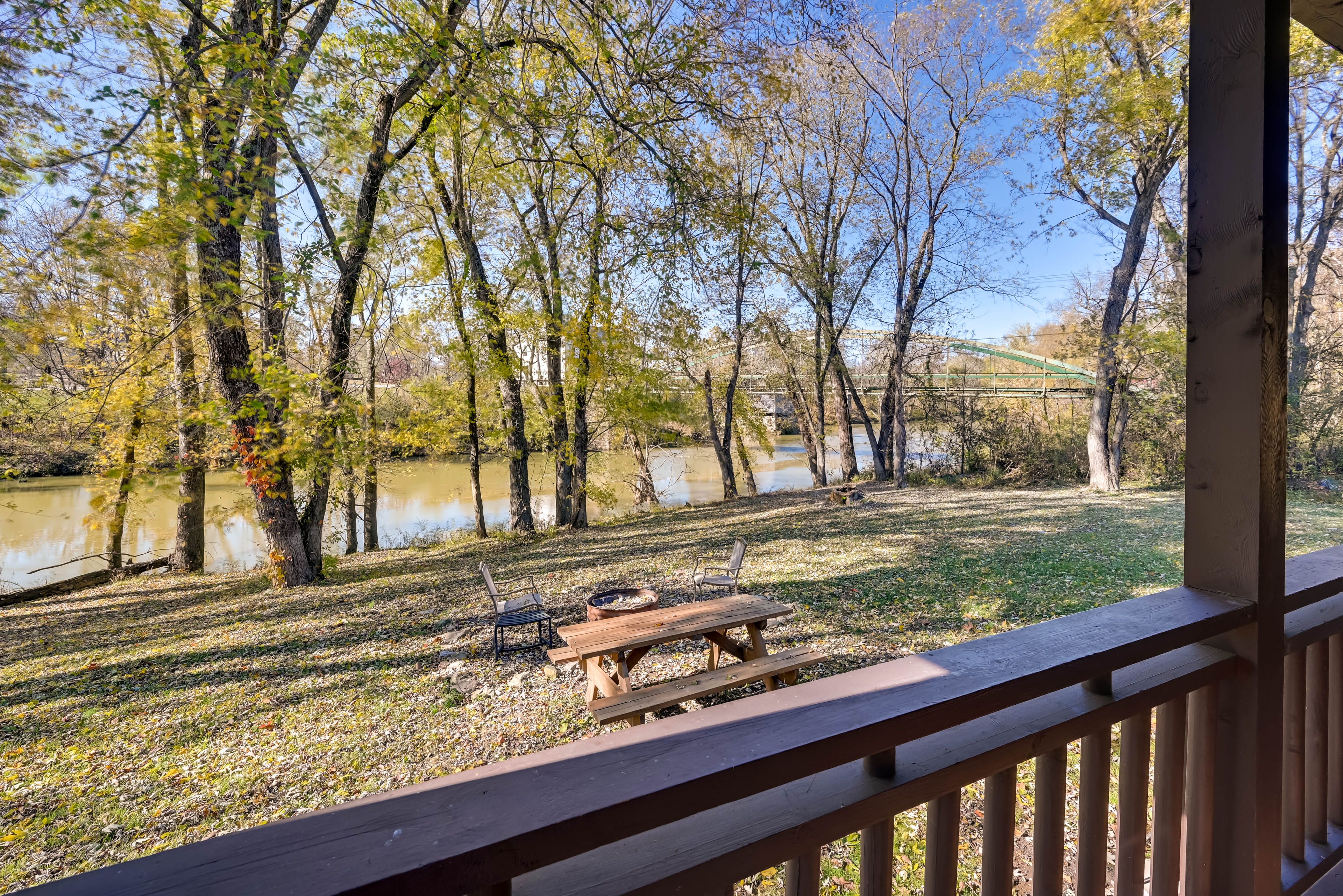 Falls of Rough Vacation Rental | 1BR + Loft | 1BA | 5 Steps to Enter | 864 Sq Ft