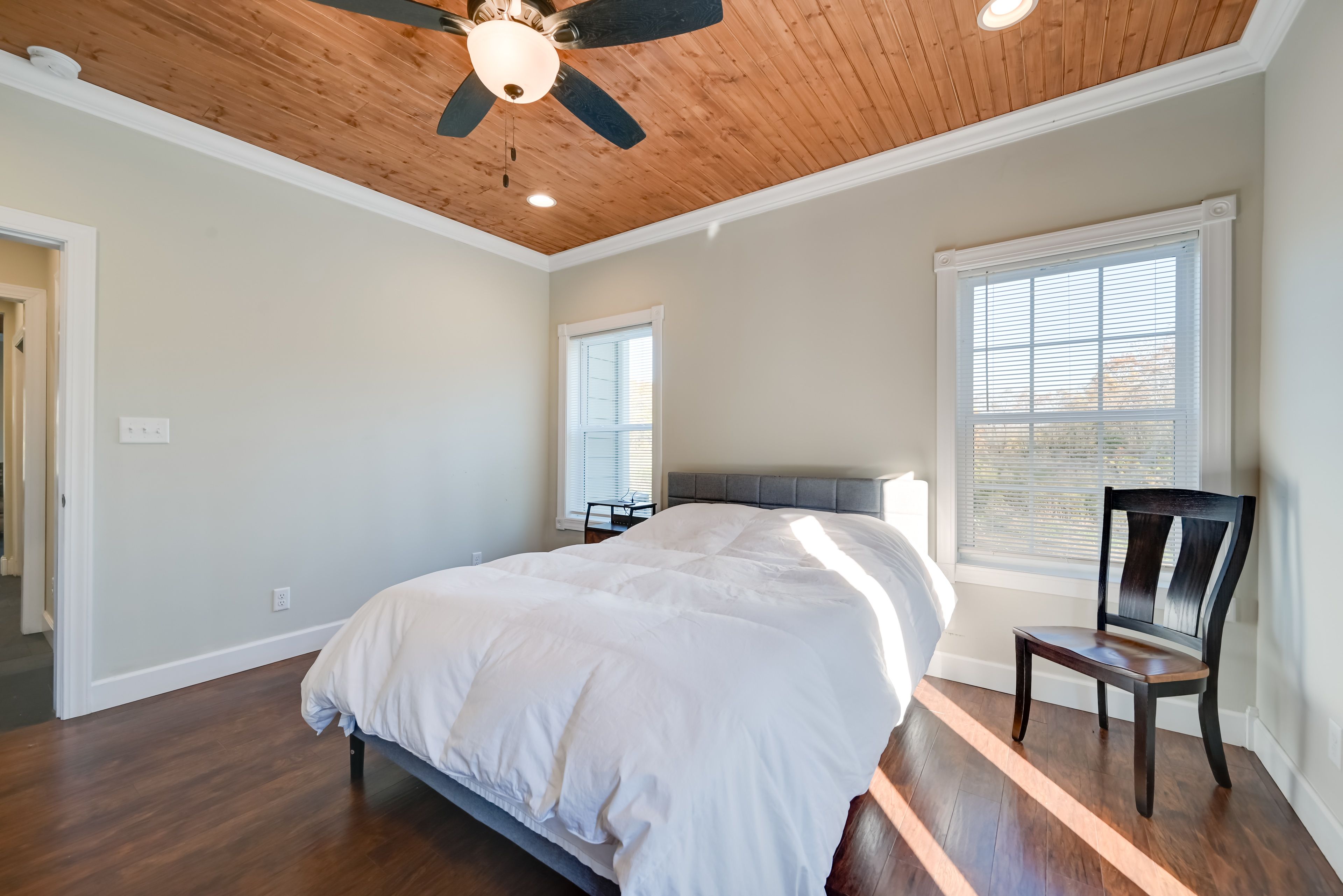 Bedroom 1 | 1st Floor | Full Bed | Linens Provided