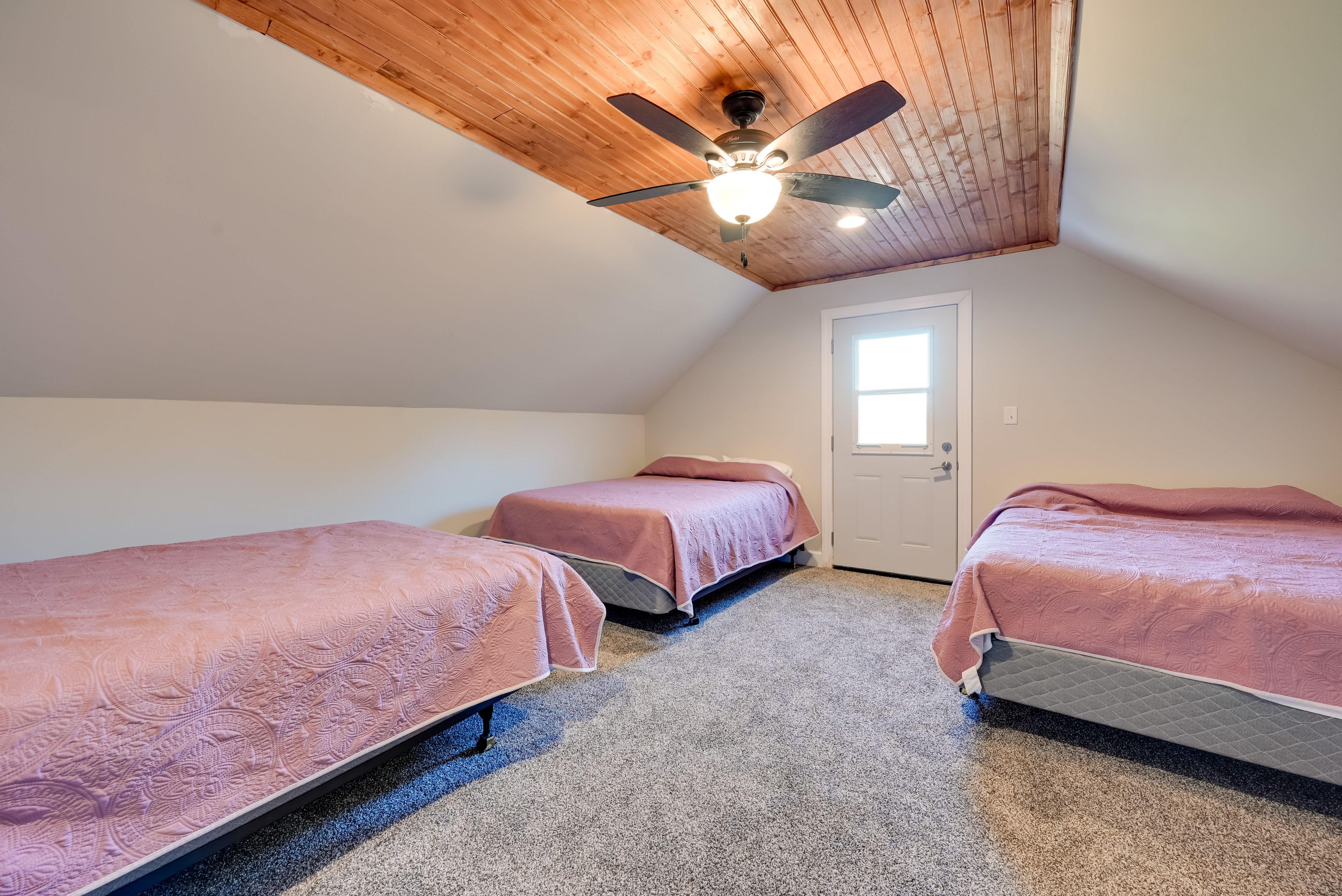 Bedroom 2 (Loft) | 2nd Floor | 3 Queen Beds