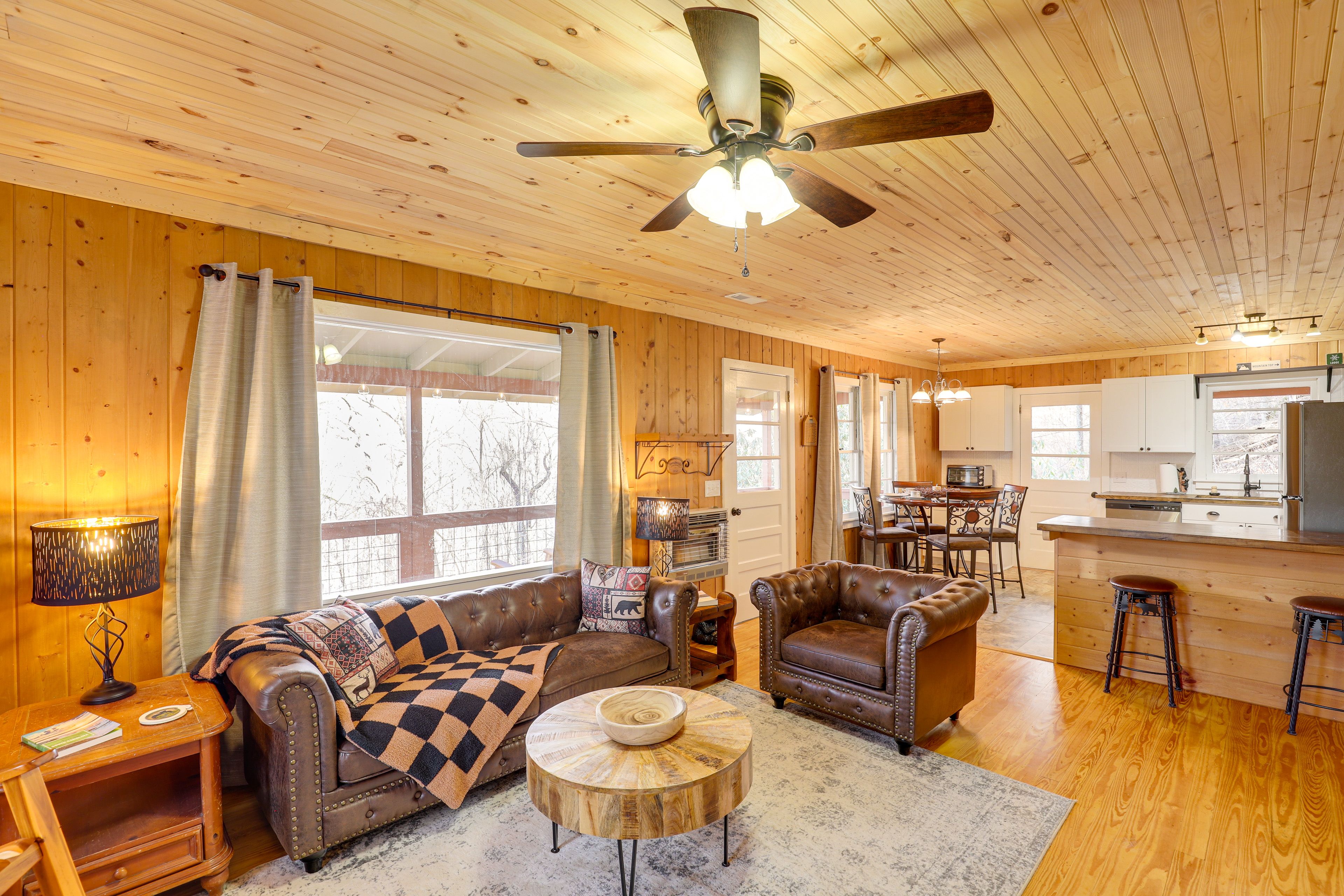 Living Room | Smart TV | DVD Player w/ Movies | Board Games