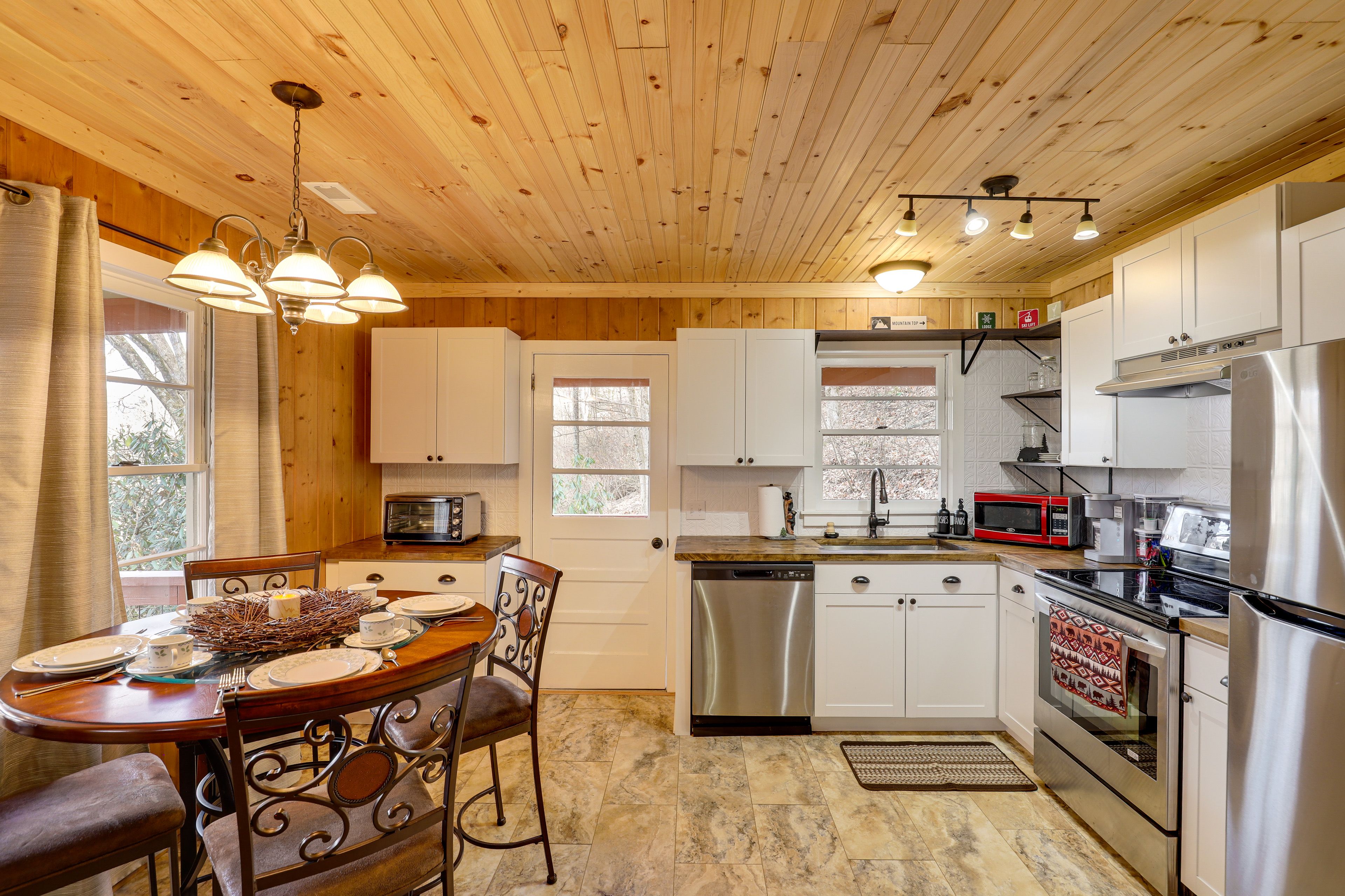 Kitchen | Cooking Basics | Keurig Coffee Maker | Toaster Oven