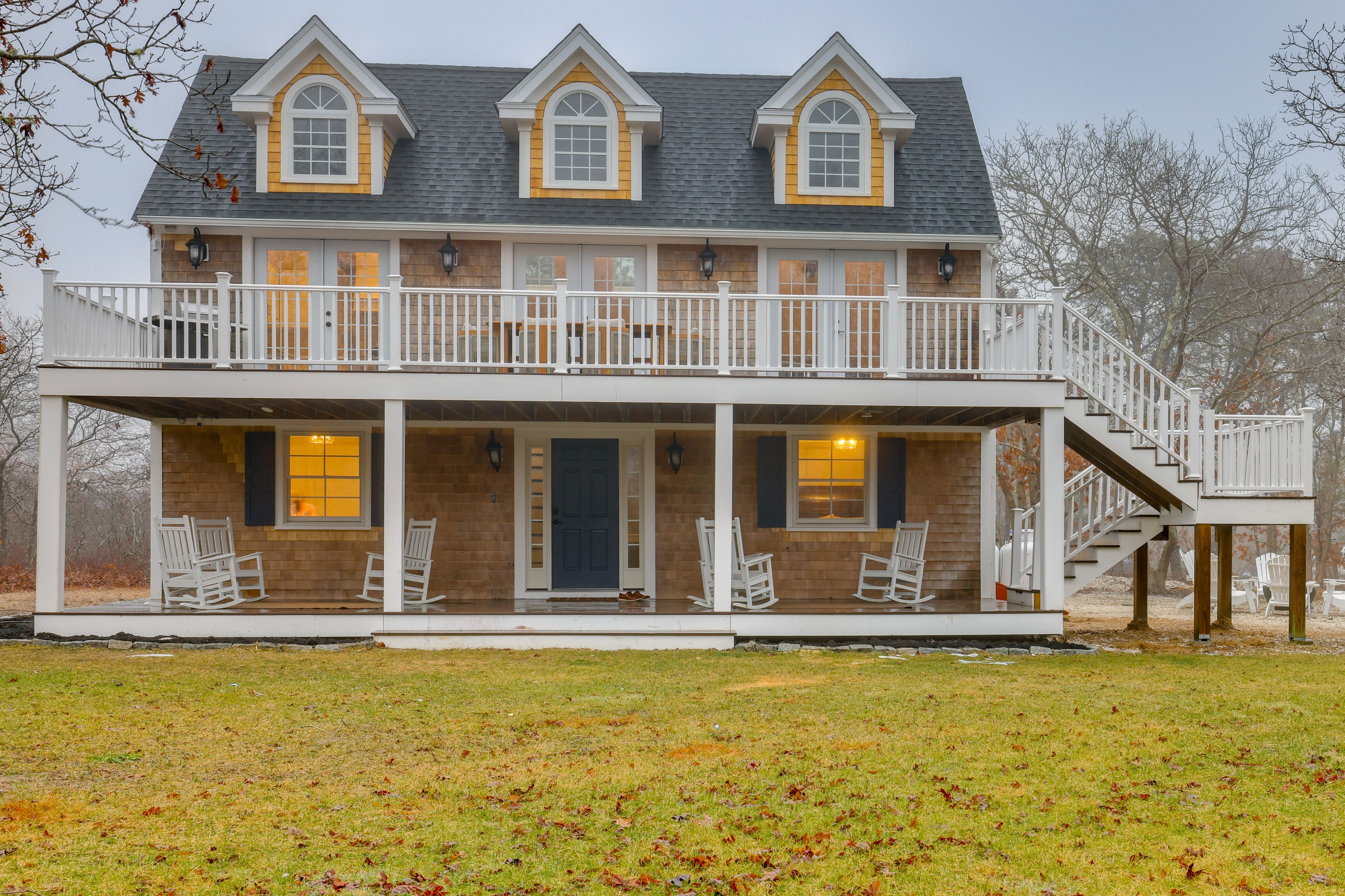 Tisbury Vacation Rental | 3BR | 2BA | 1,500 Sq Ft | Entryway Steps to Access