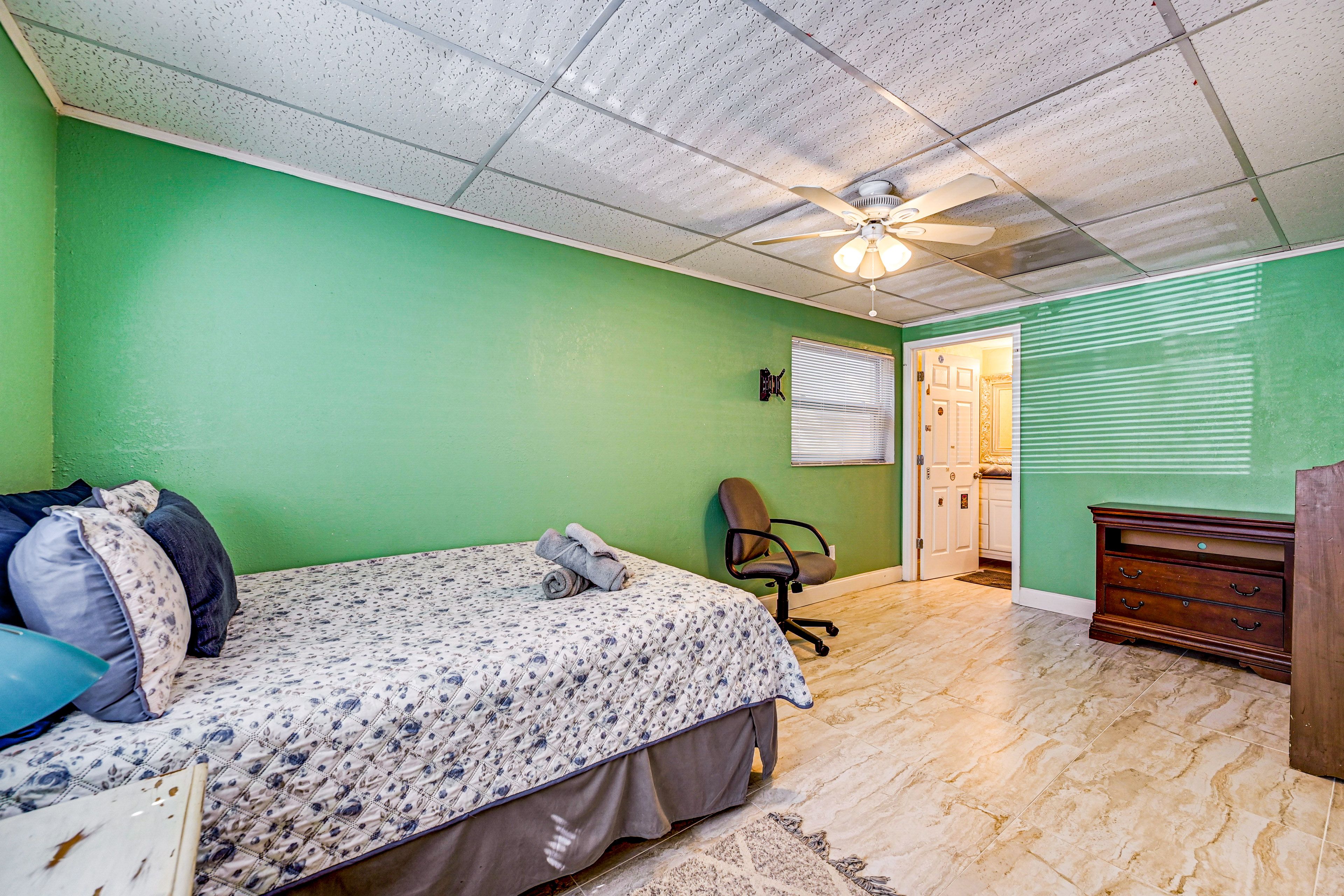 Bedroom 3 | Full Bed