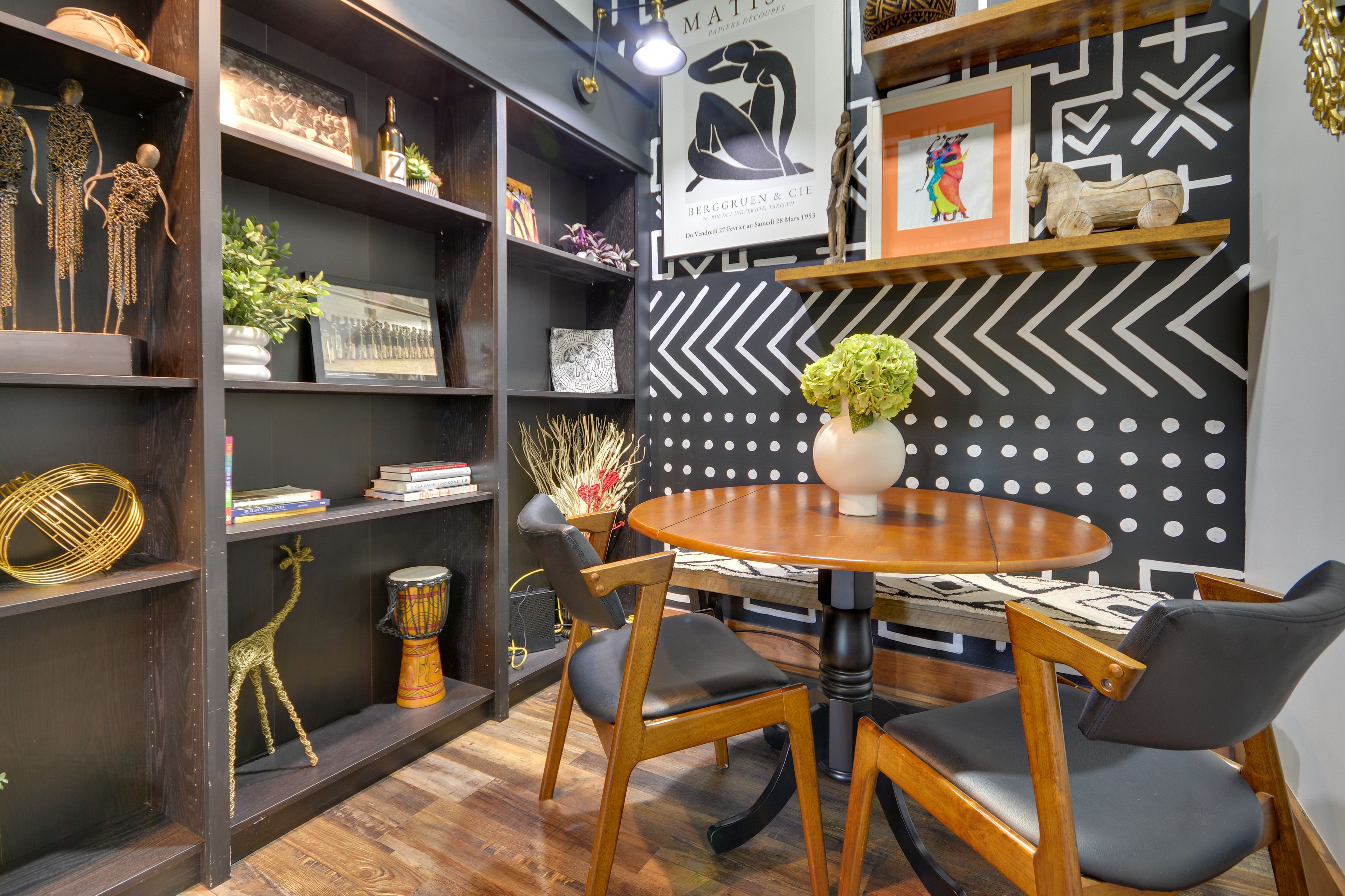 Dining Area | 1st Floor