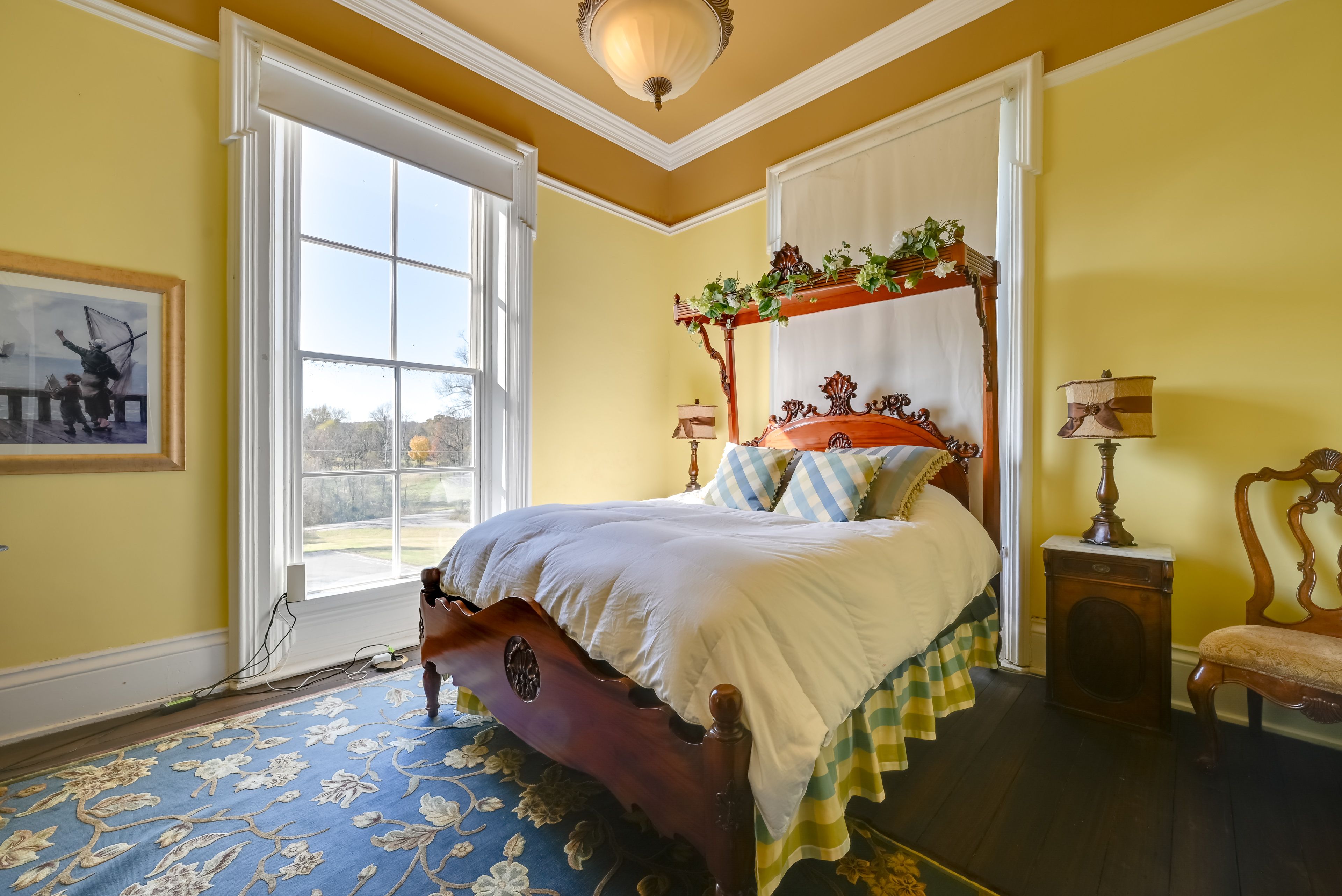 Bedroom 5 | 2nd Floor | Queen Bed