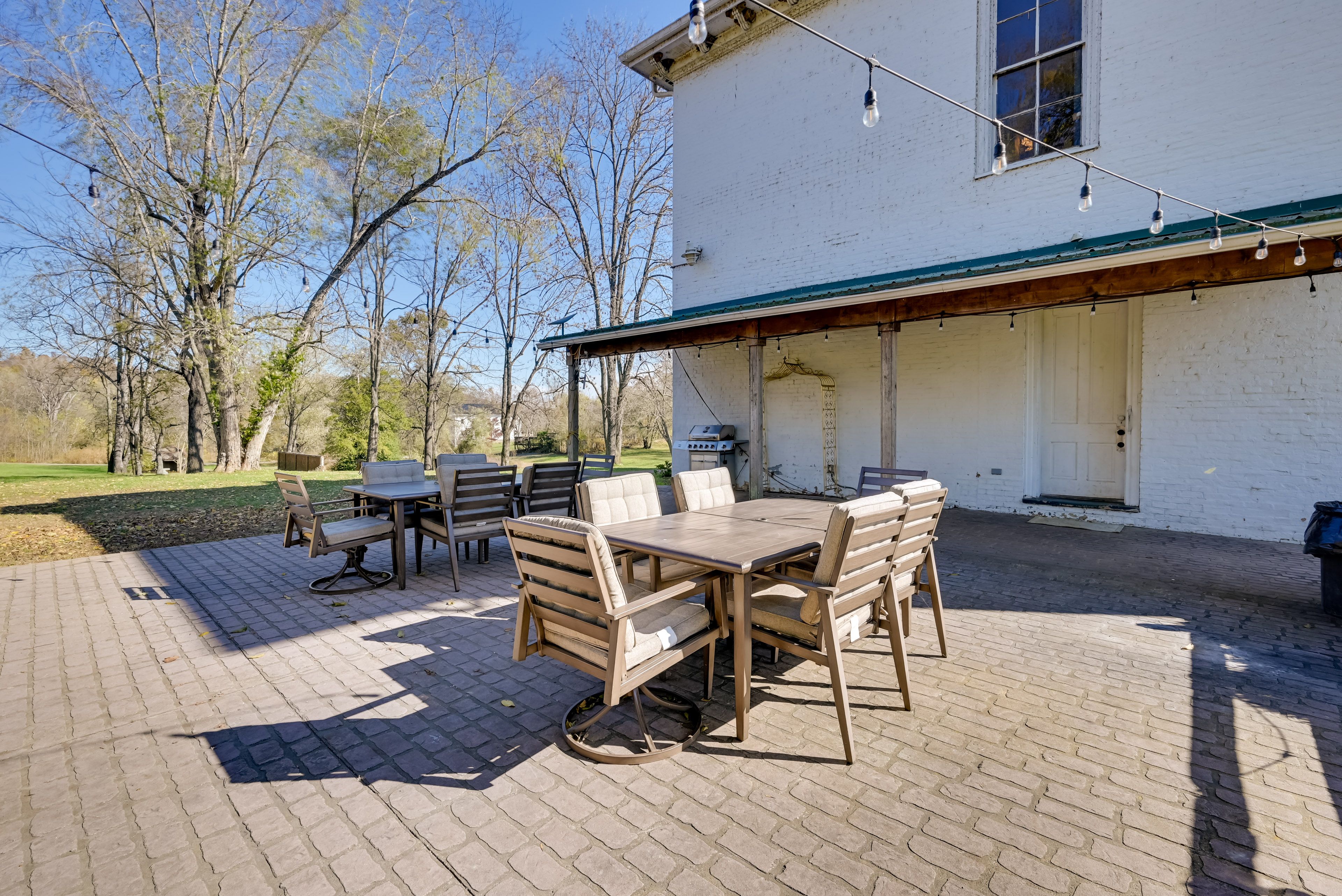 Patio | Outdoor Dining | Gas Grill | Fireplace