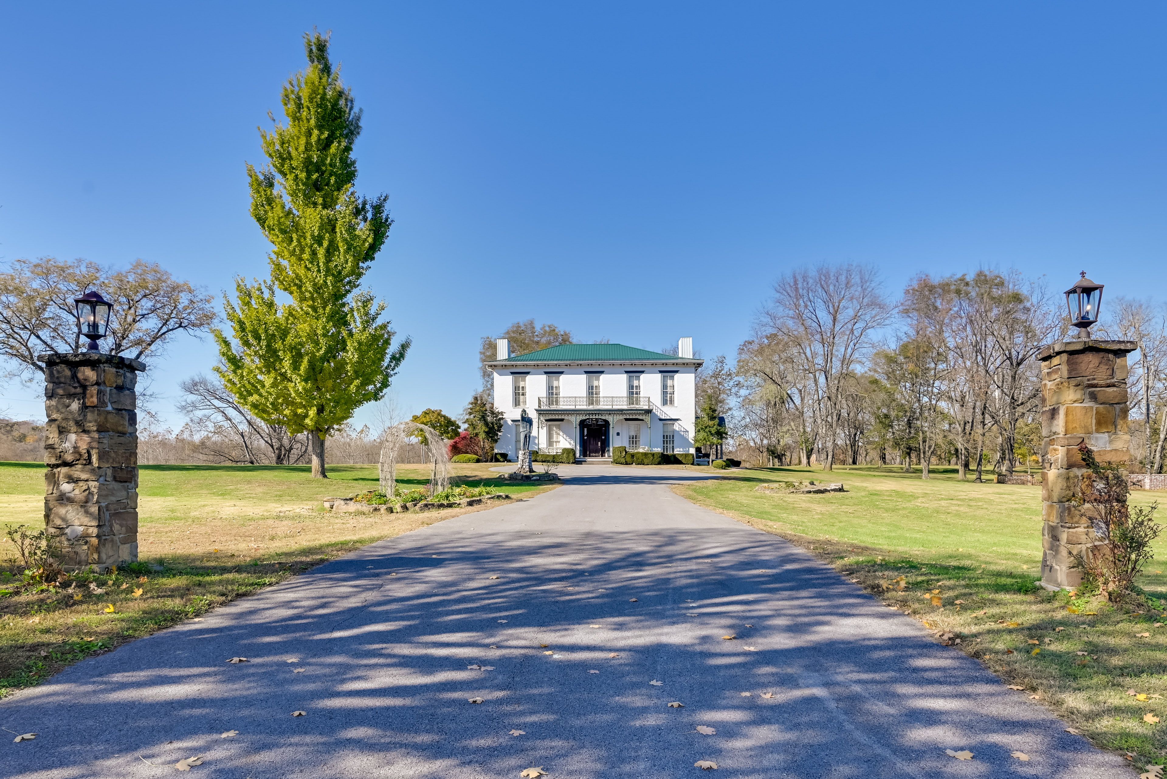 Falls of Rough Vacation Rental | 8BR | 6.5BA | 8,000 Sq Ft | Step-Free Entry