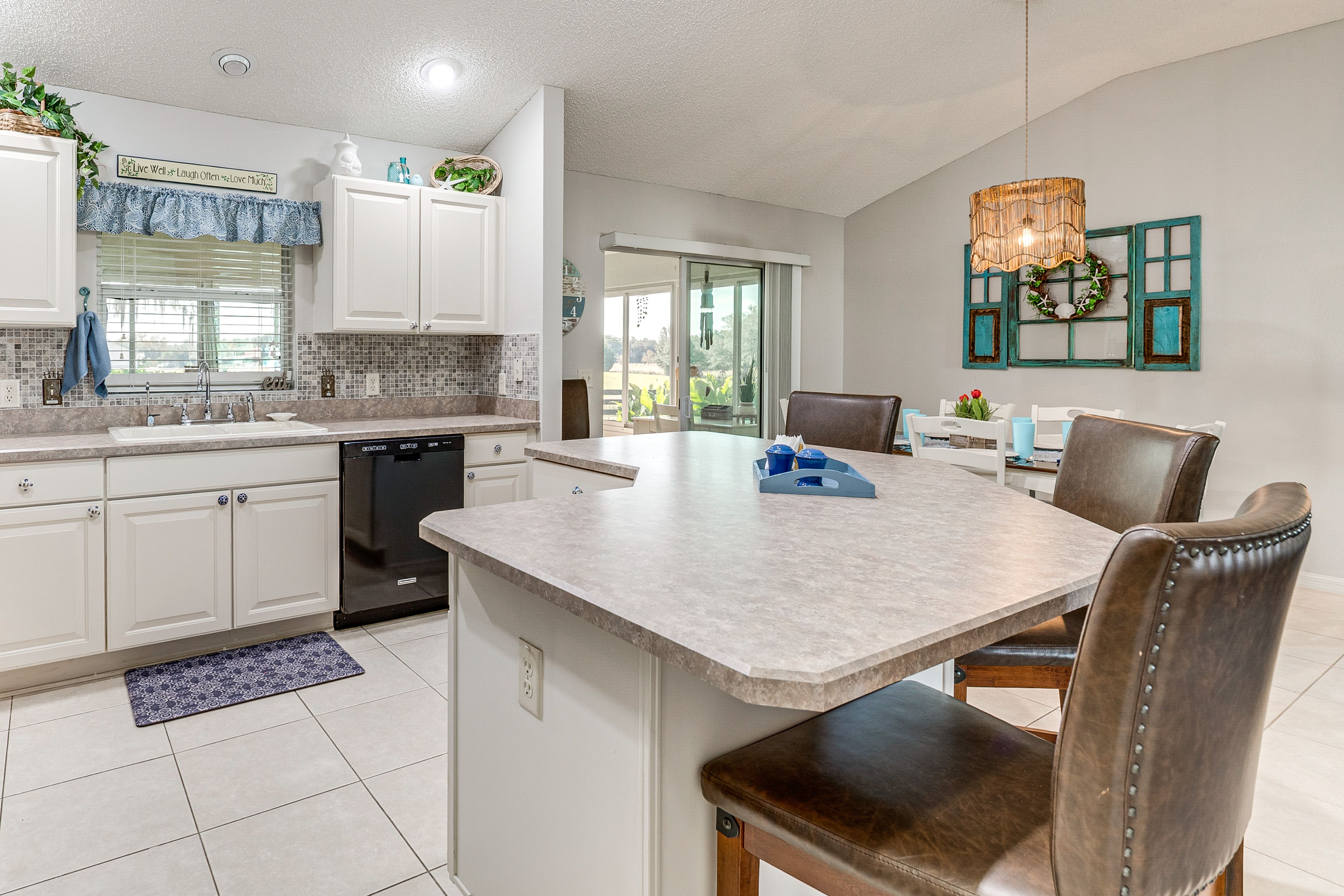 Kitchen | Cooking Basics | Combo Drip & Single-Serve Coffee Maker