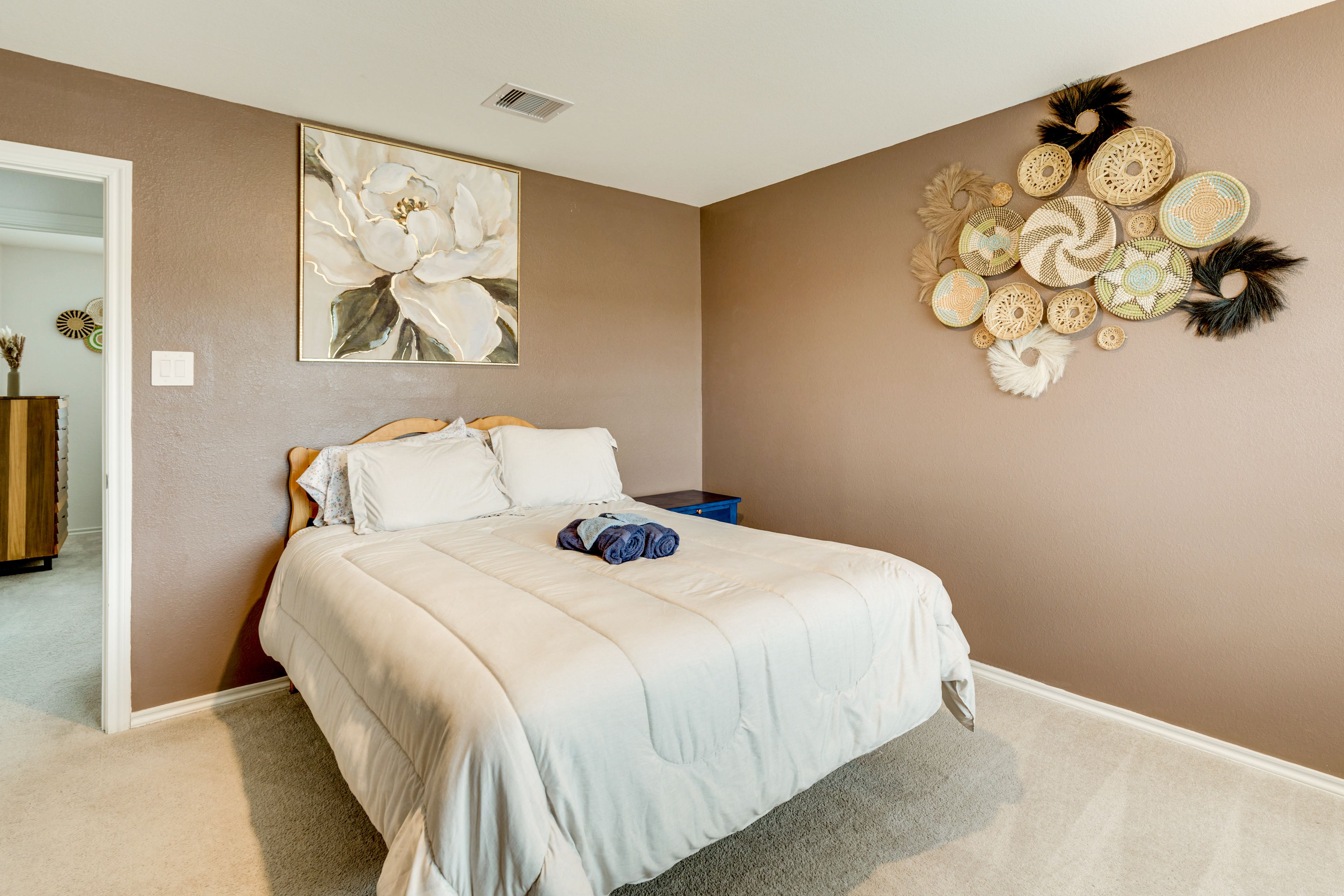 Bedroom 3 | 2nd Floor | Queen Bed