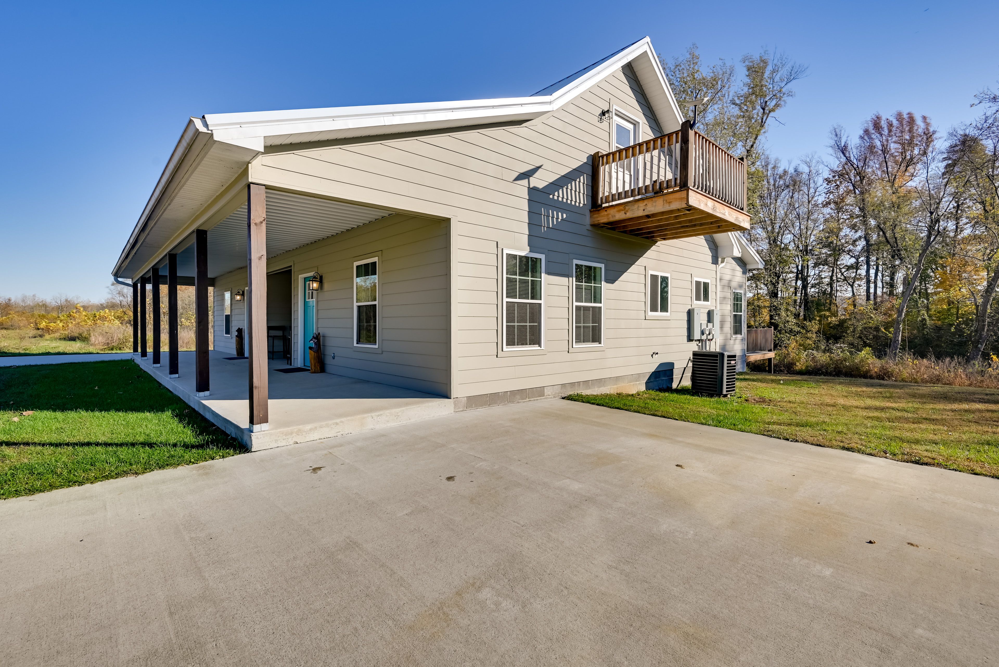 Parking | Driveway (2 Vehicles)