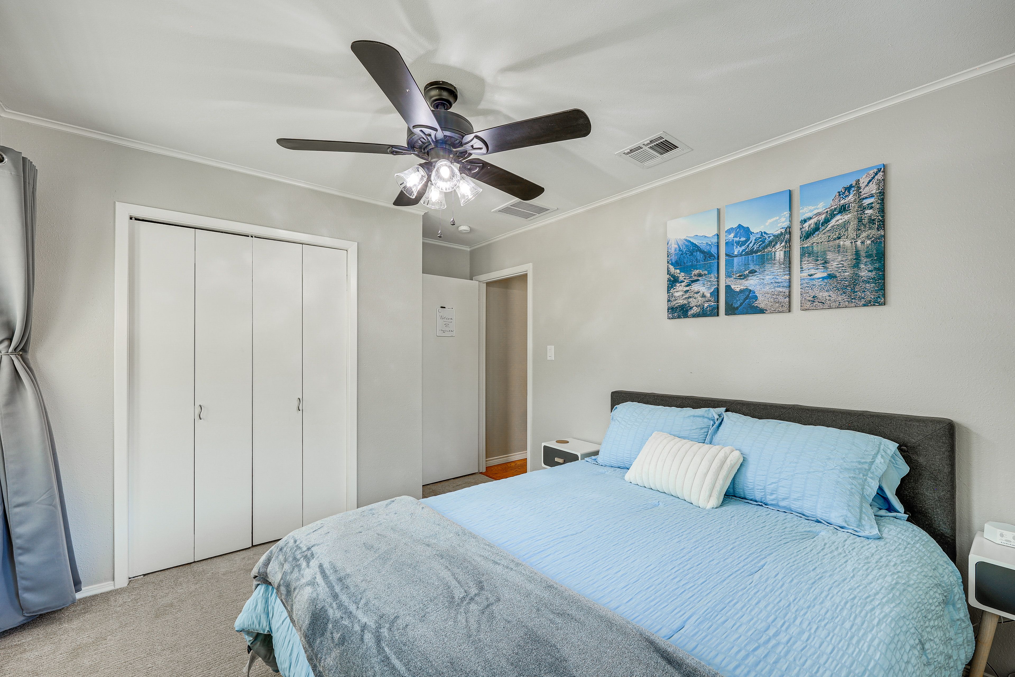 Bedroom 2 | Queen Bed | Smart TV