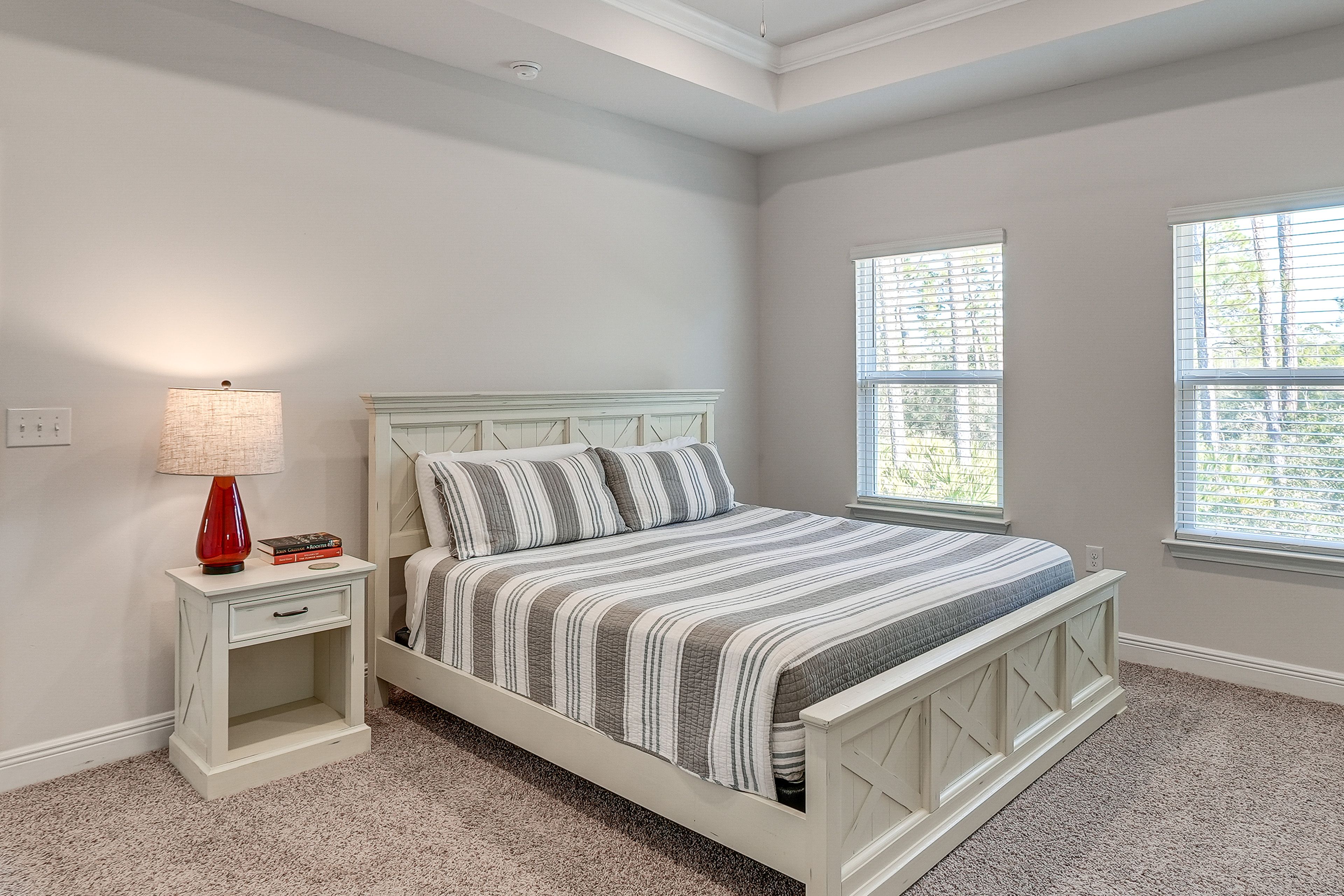 Bedroom 1 | King Bed | Smart TV