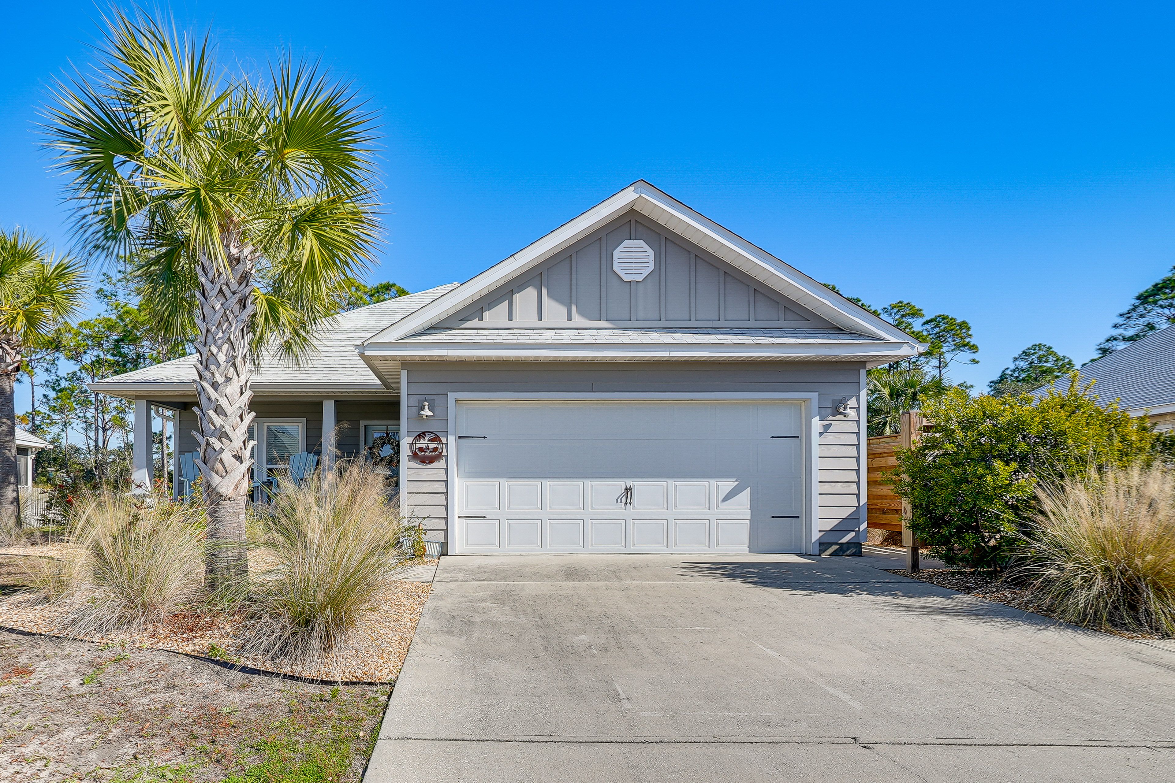 Parking | Driveway (3-4 Vehicles)