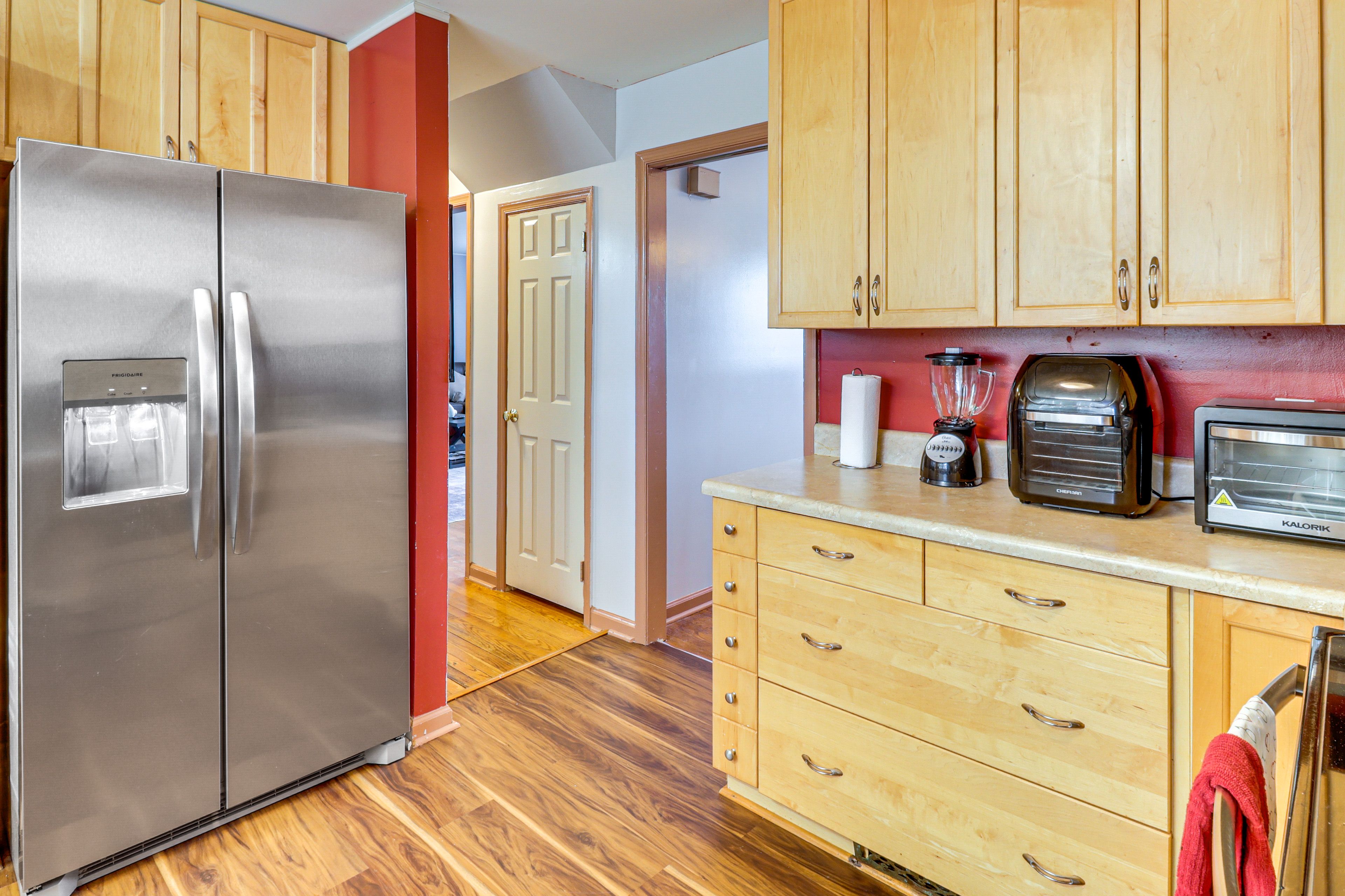 Kitchen | 1st Floor | Combo Drip/Single-Serve Coffee Maker