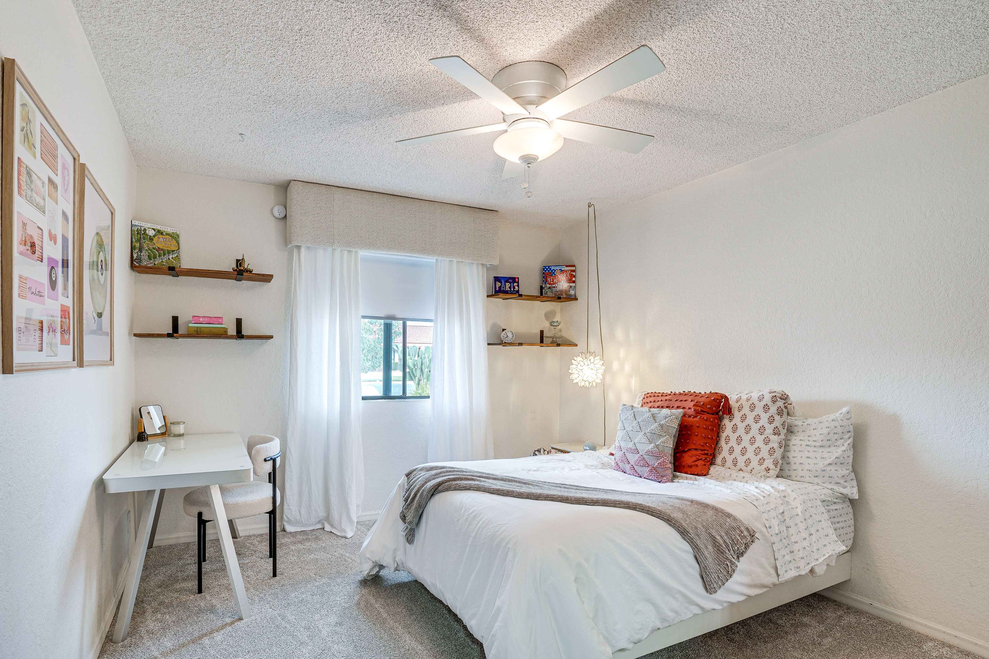 Bedroom 3 | Full Bed | Desk Workspace