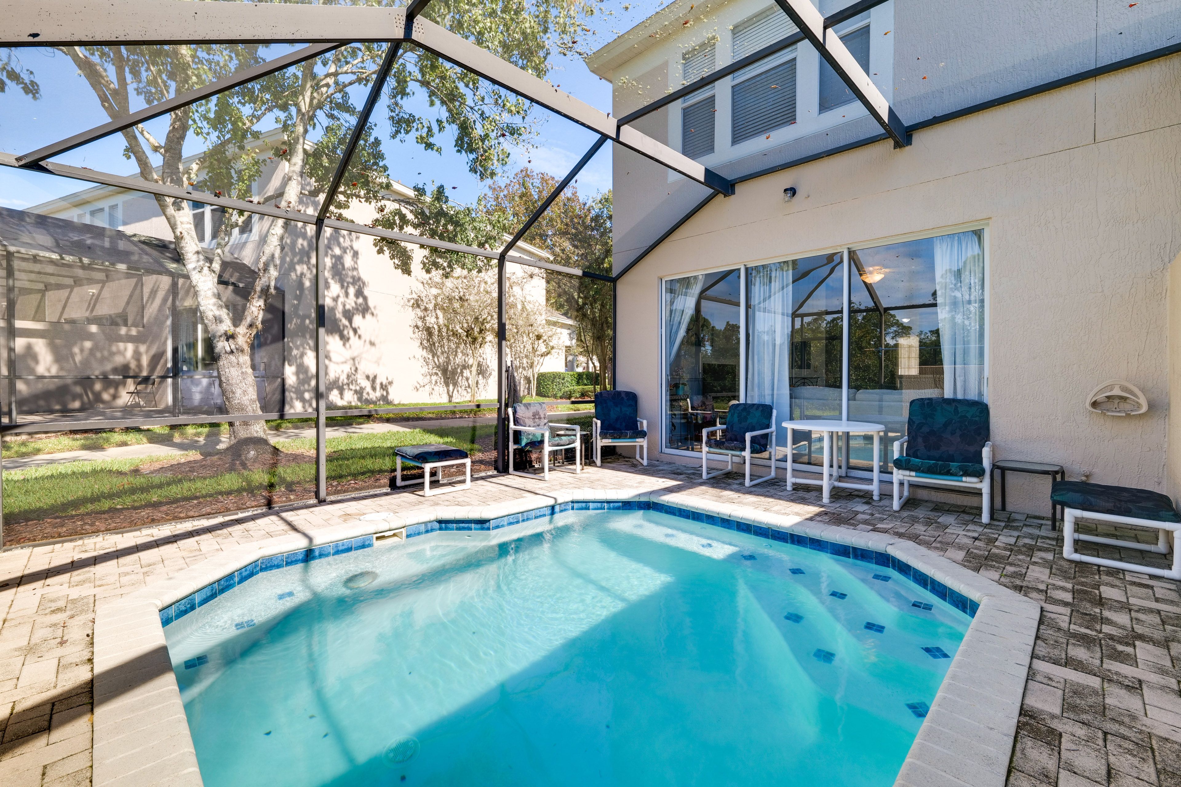 Kissimmee Vacation Rental | 3BR | 3BA | 1,440 Sq Ft | 1 Step Required