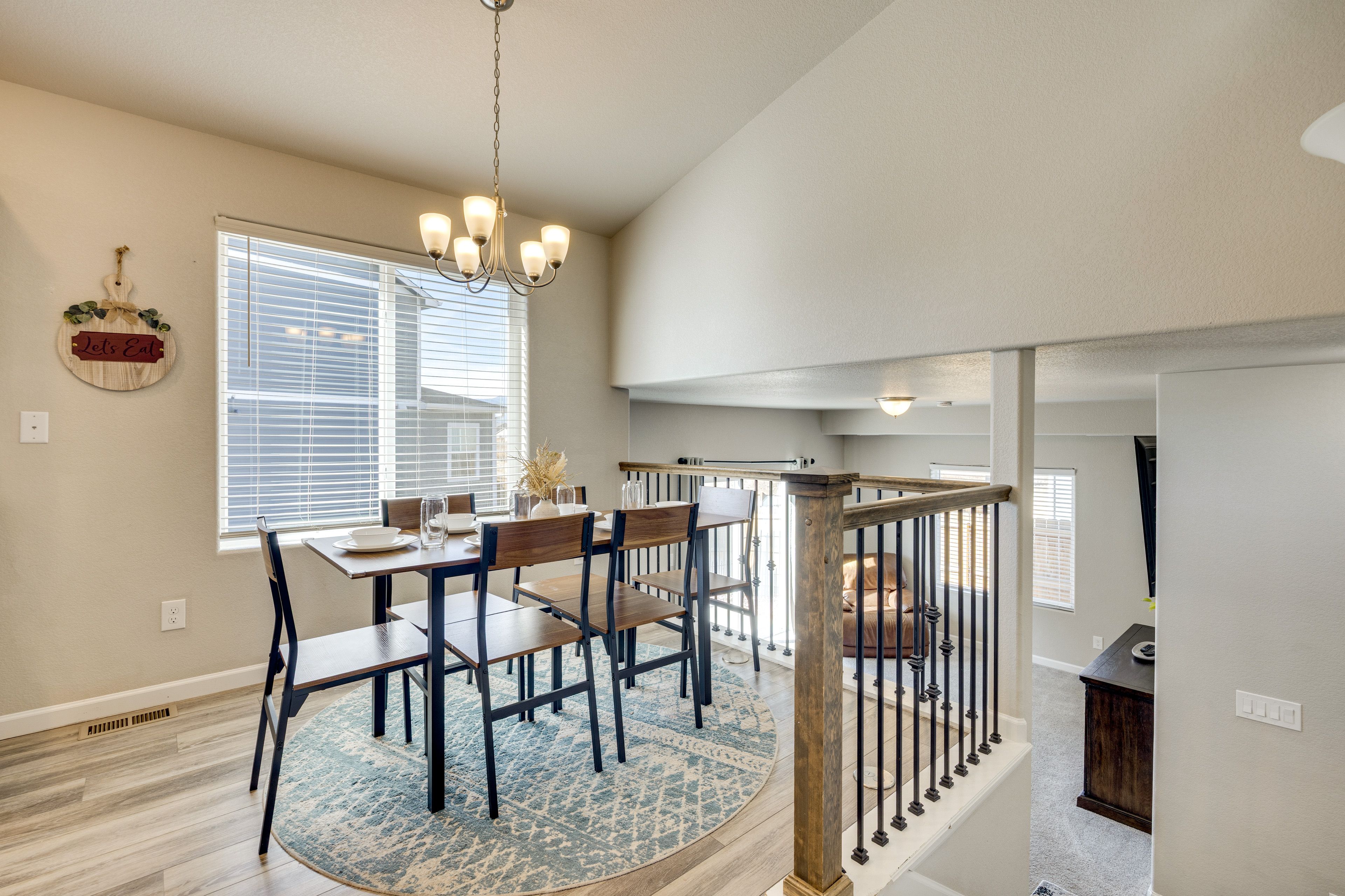 Dining Area | Dishware/Flatware Provided | 3rd Level