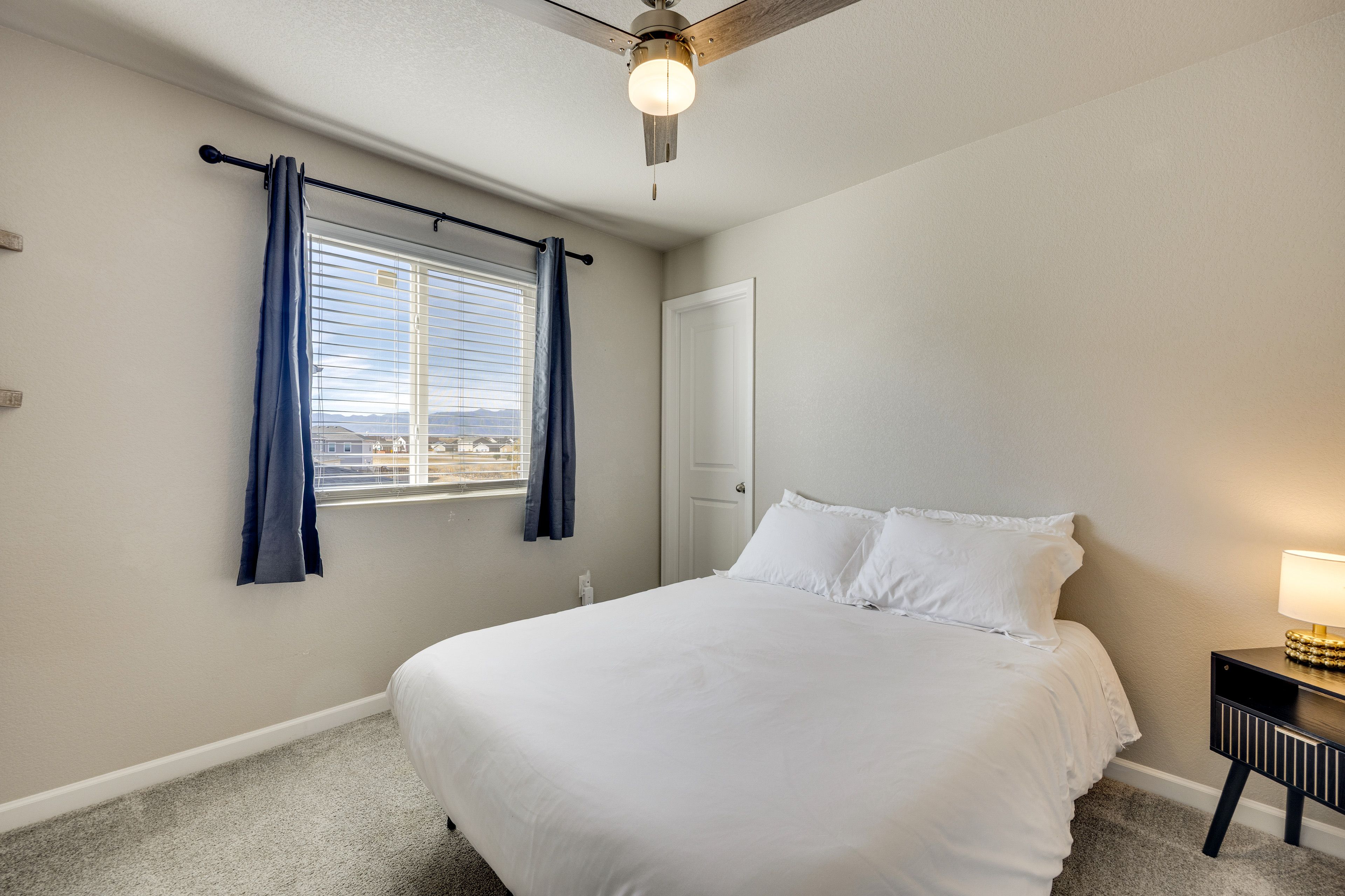 Bedroom 3 | Full Bed | 4th Level