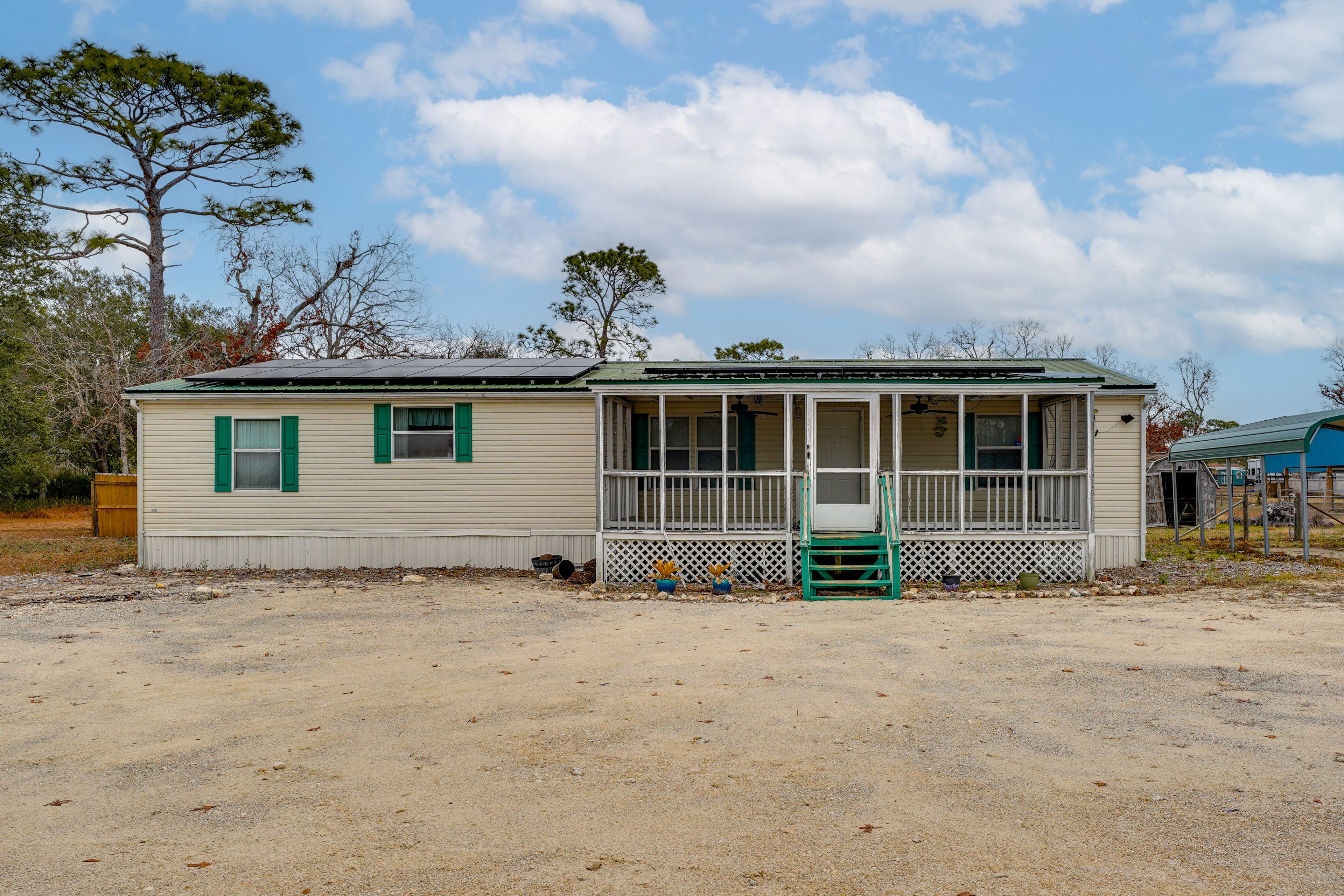 Parking | Driveway (3 Vehicles) | Trailer Parking Available On-Site