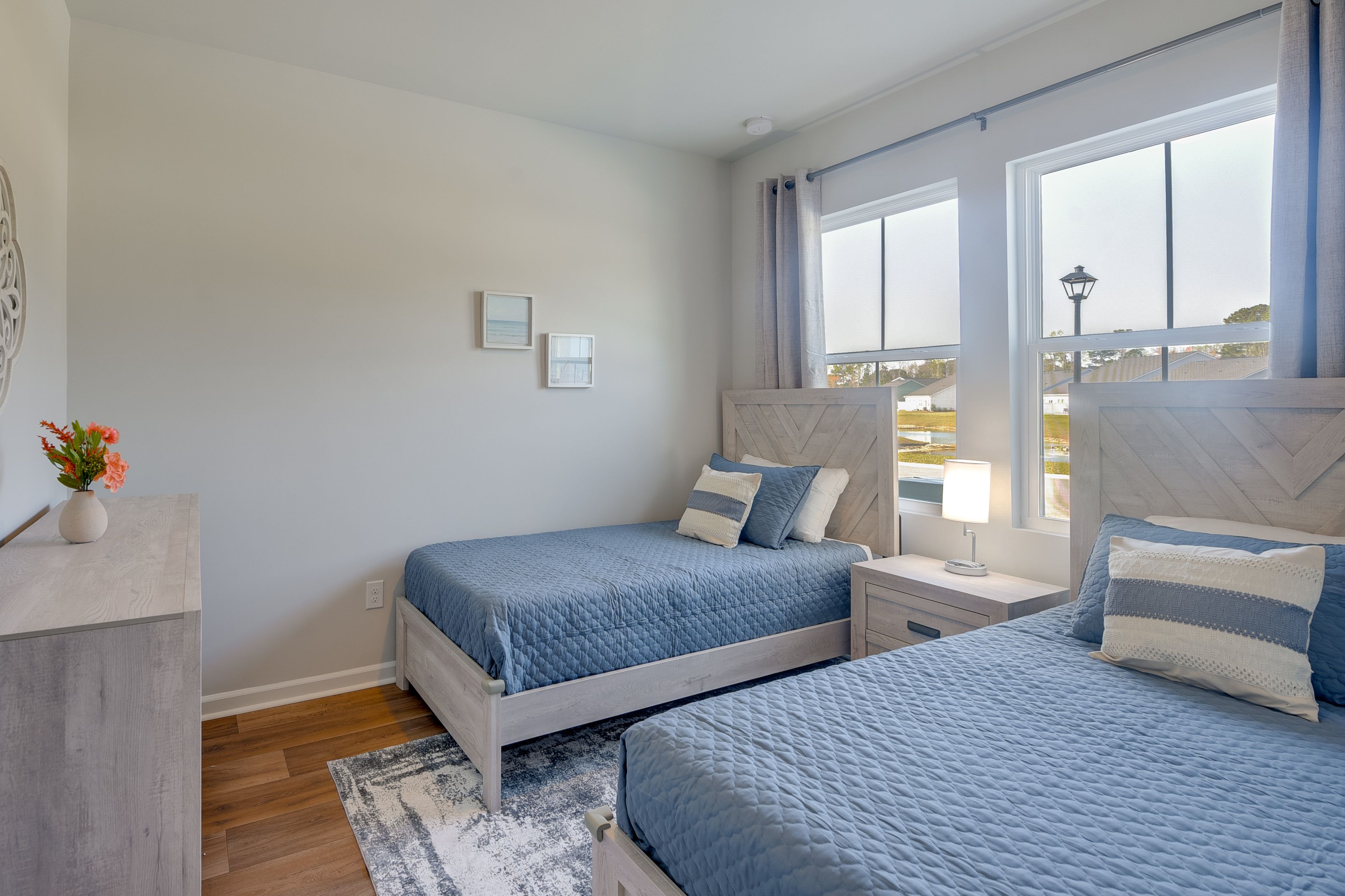 Bedroom 3 | 2 Twin Beds | 1st Floor