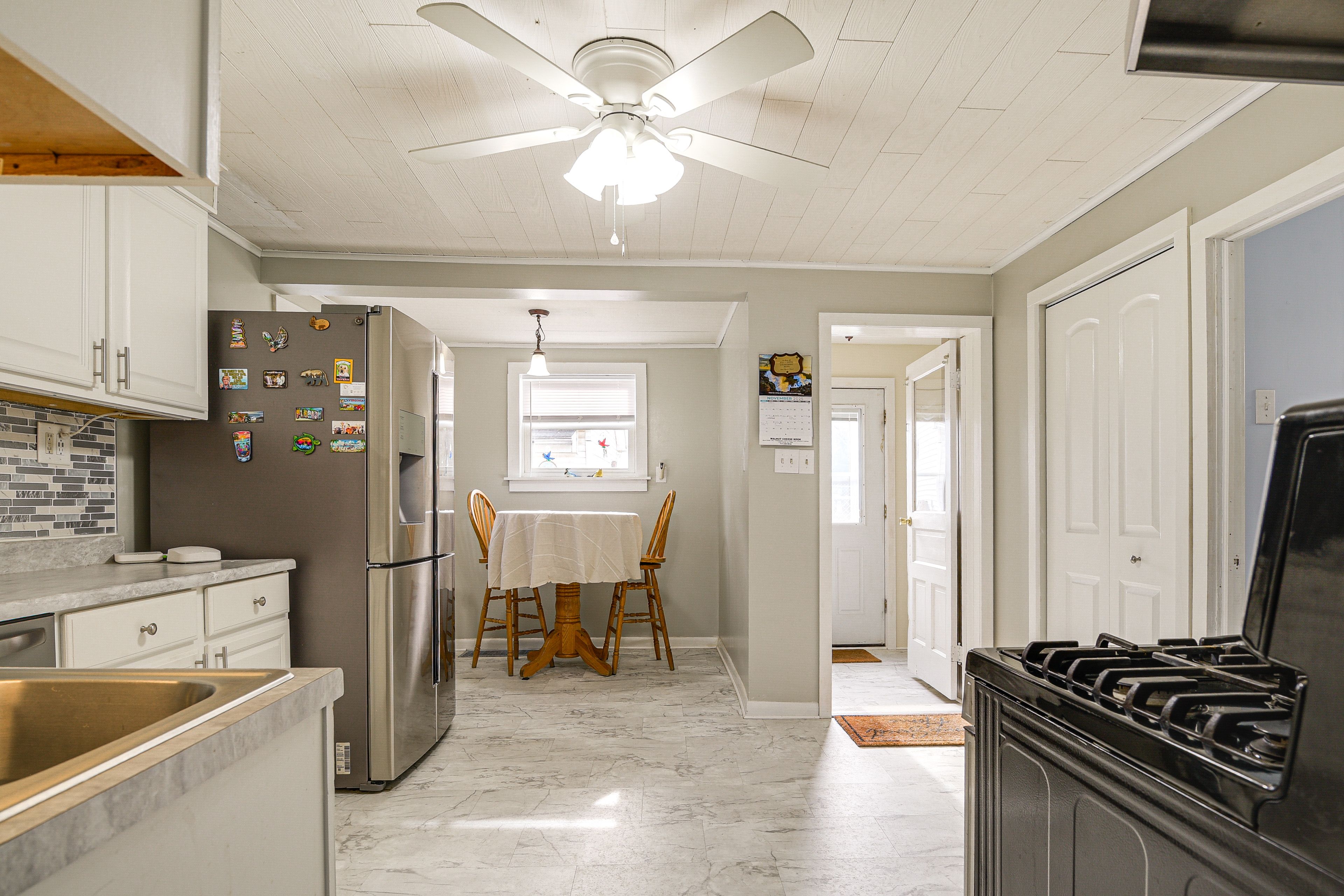 Kitchen | 1st Floor | Dishwasher | Keurig