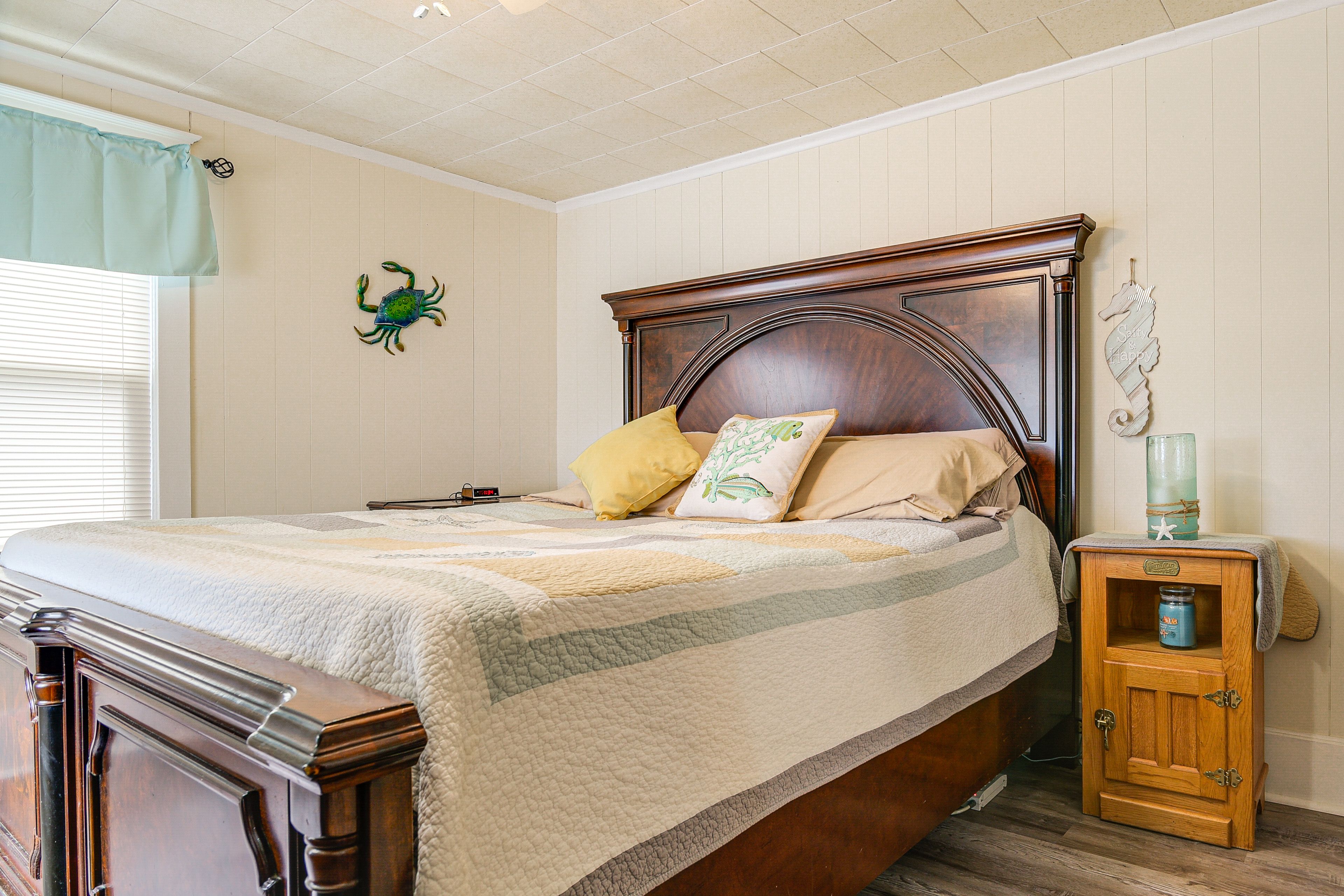 Bedroom 1 | King Bed | 2nd Floor