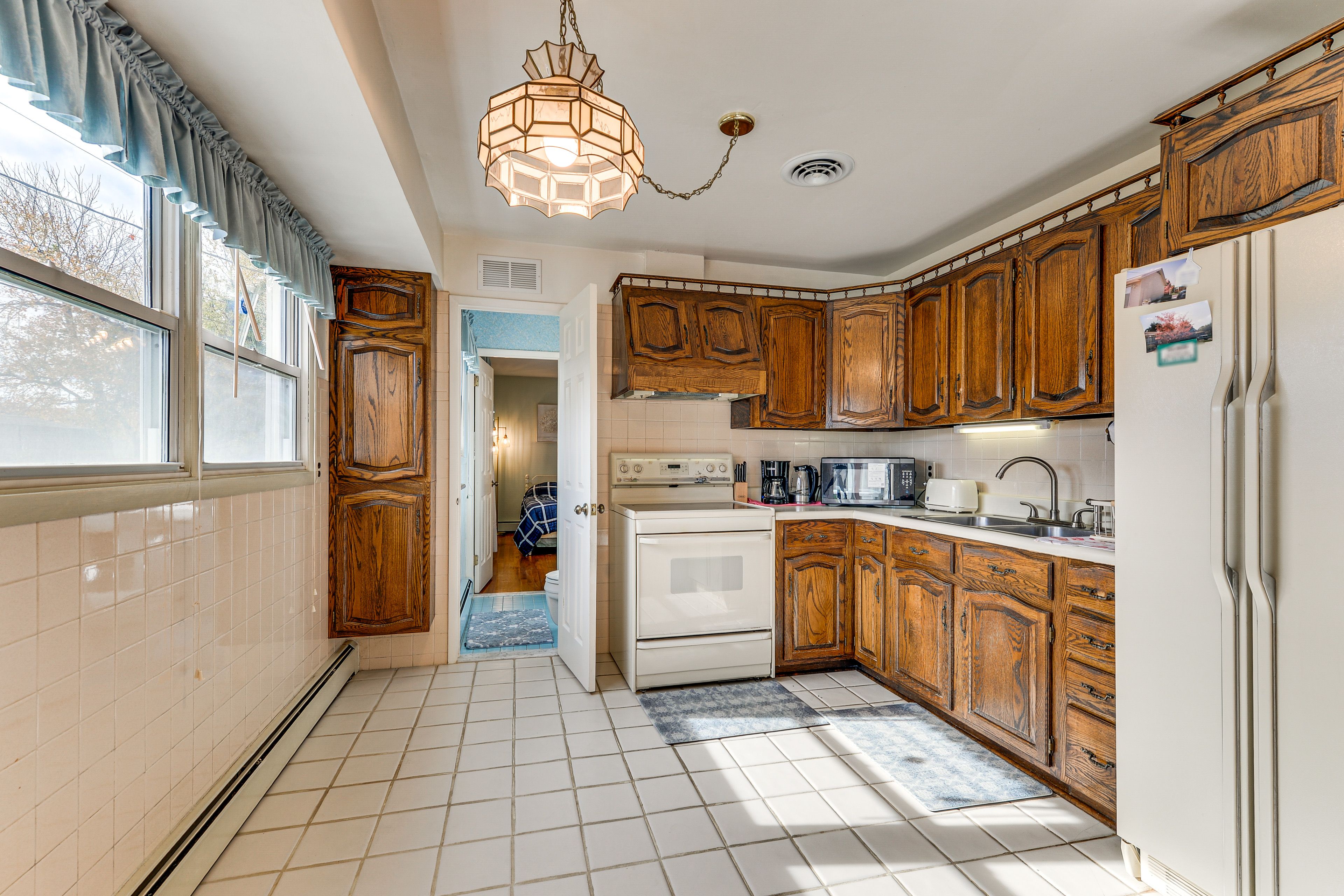 Kitchen | Cooking Basics | Drip Coffee Maker | Toaster | Microwave