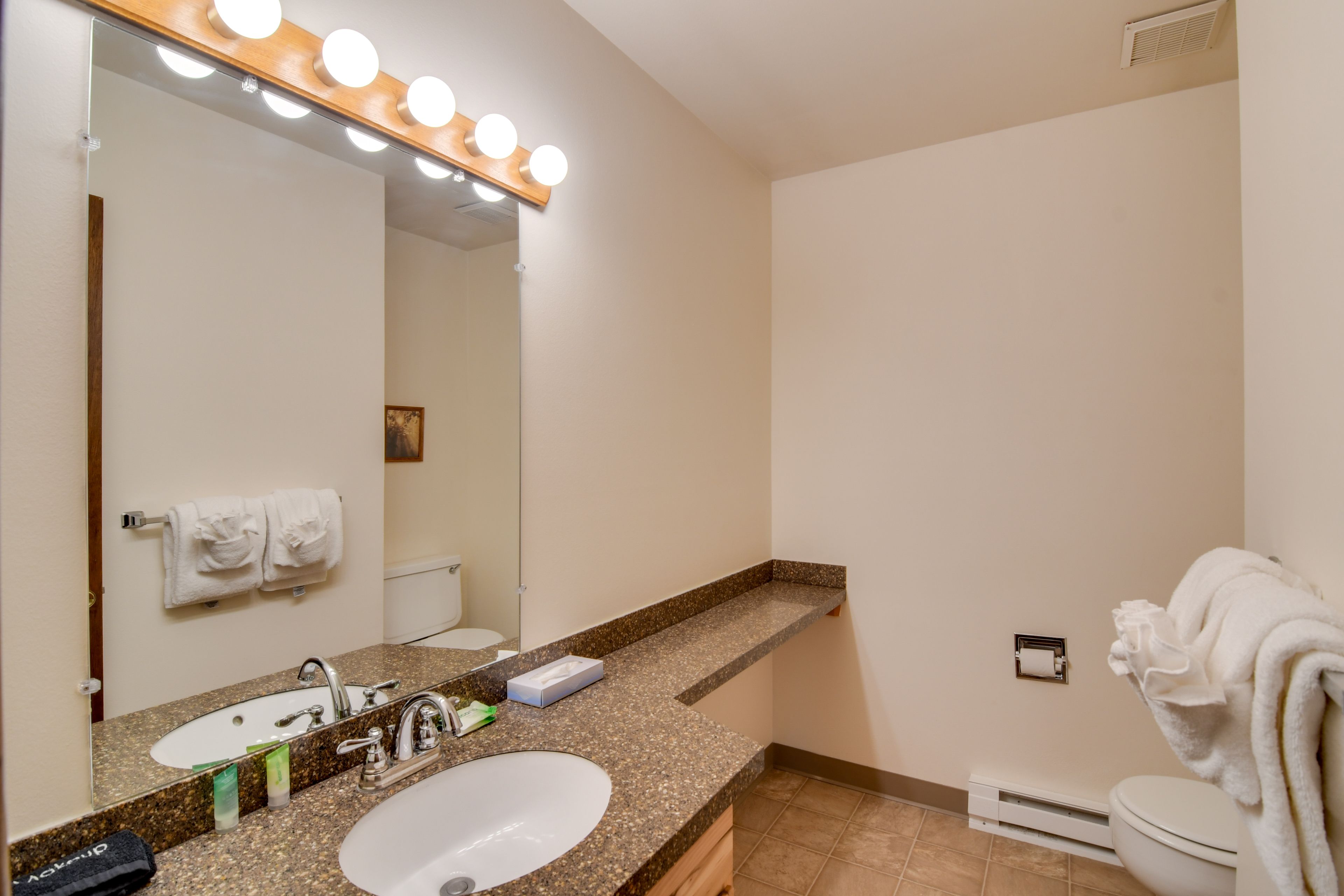 Half Bathroom | Main Level