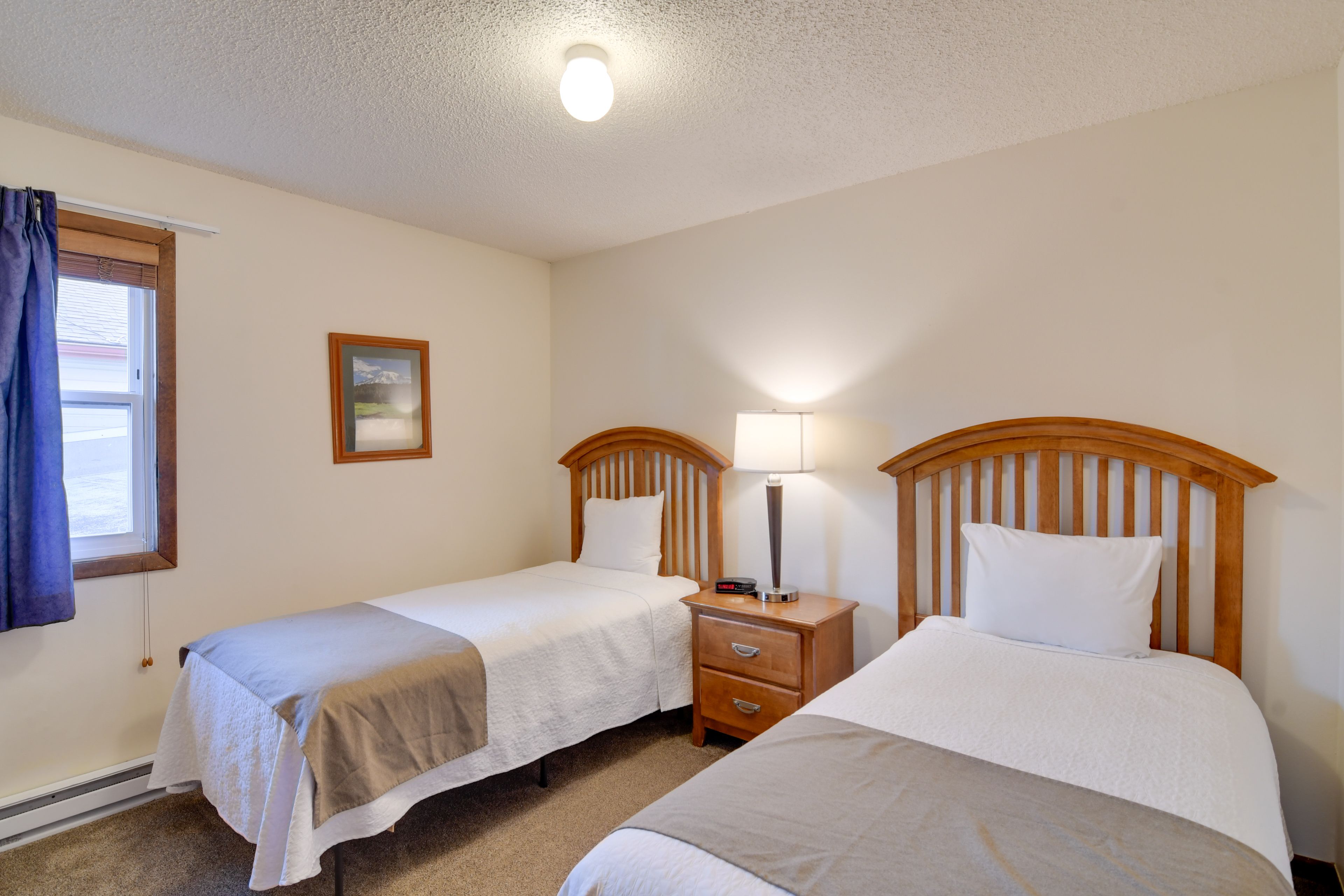 Bedroom 3 | 2 Twin Beds | Upper Level