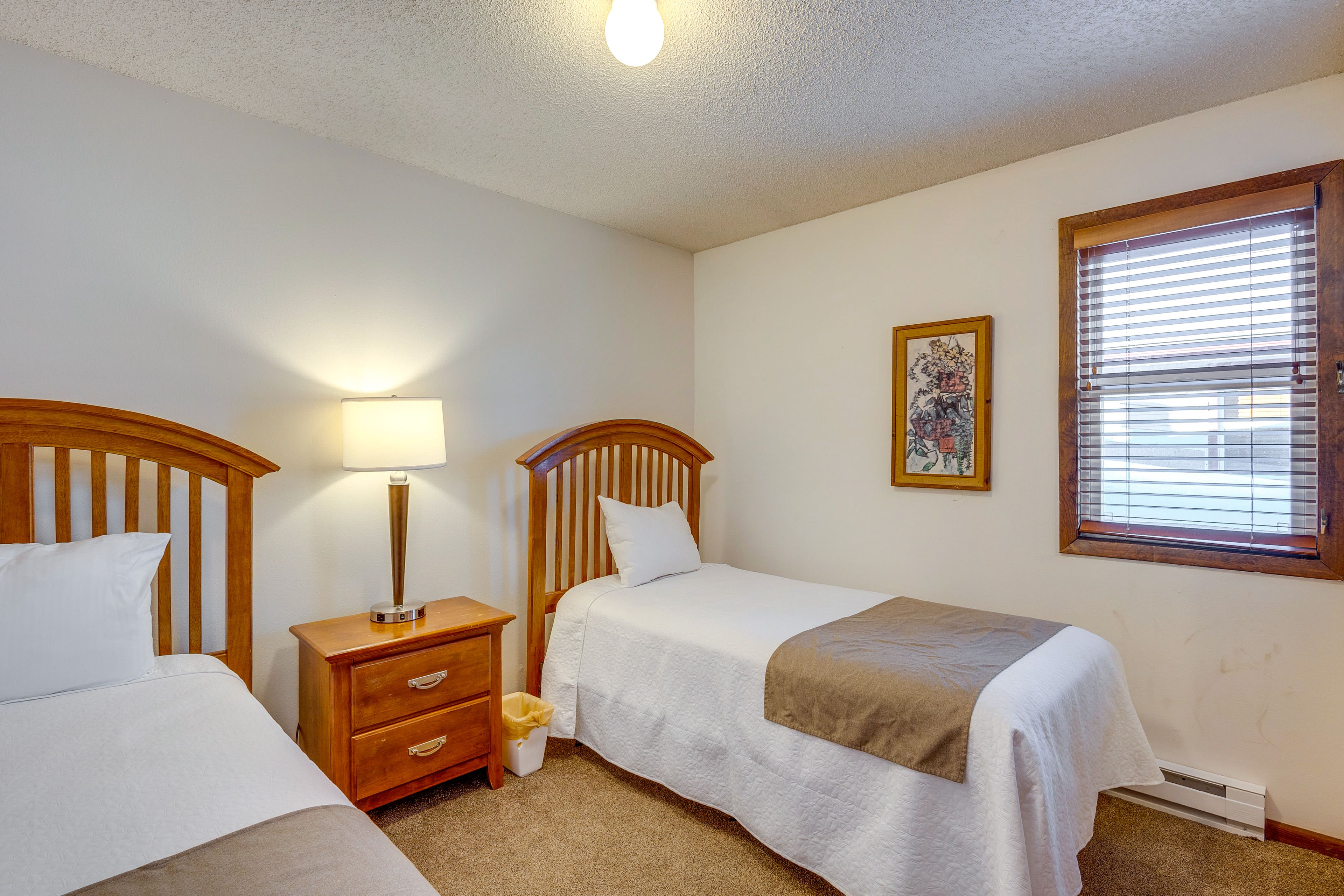 Bedroom 3 | 2 Twin Beds | 2nd Floor